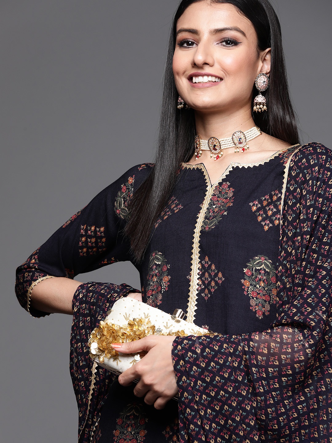 

Libas Women Navy Blue & Red Floral Printed Gotta Patti Kurta with Palazzos & Dupatta