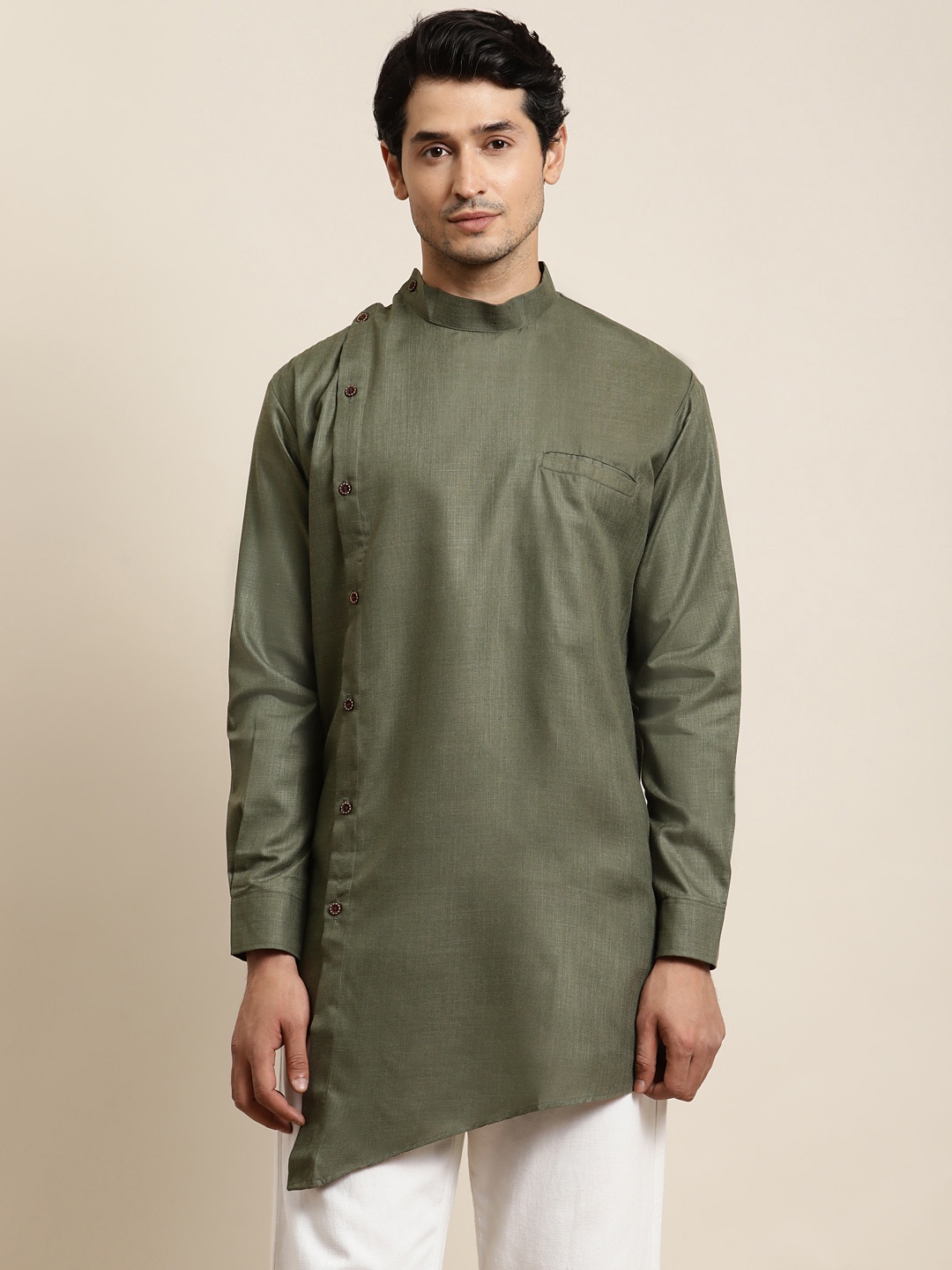 

Anug by SOJANYA Men Olive Green Asymmetric Hem Kurta