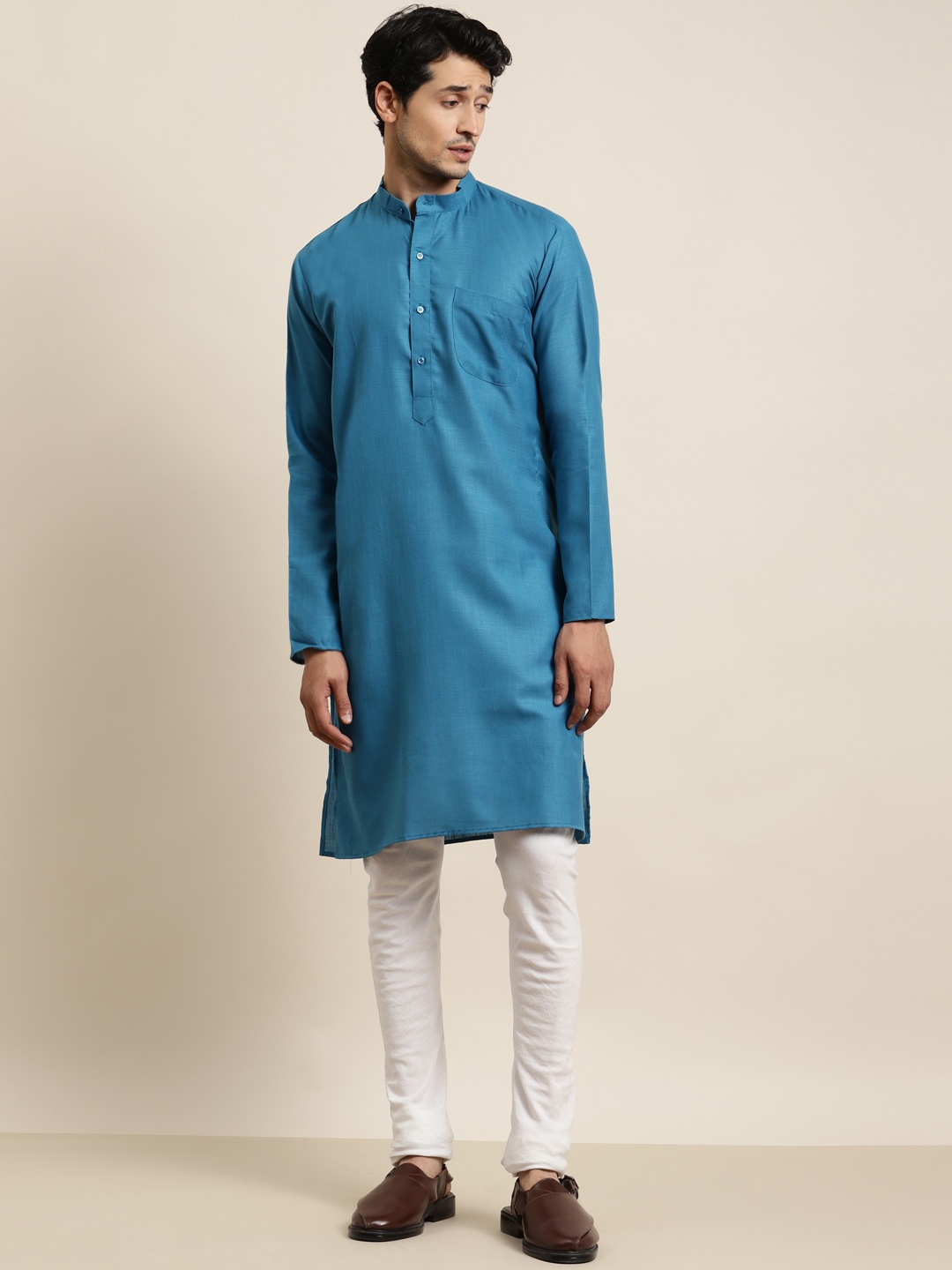 

Anug by SOJANYA Men Blue Mandarin Collar Kurta
