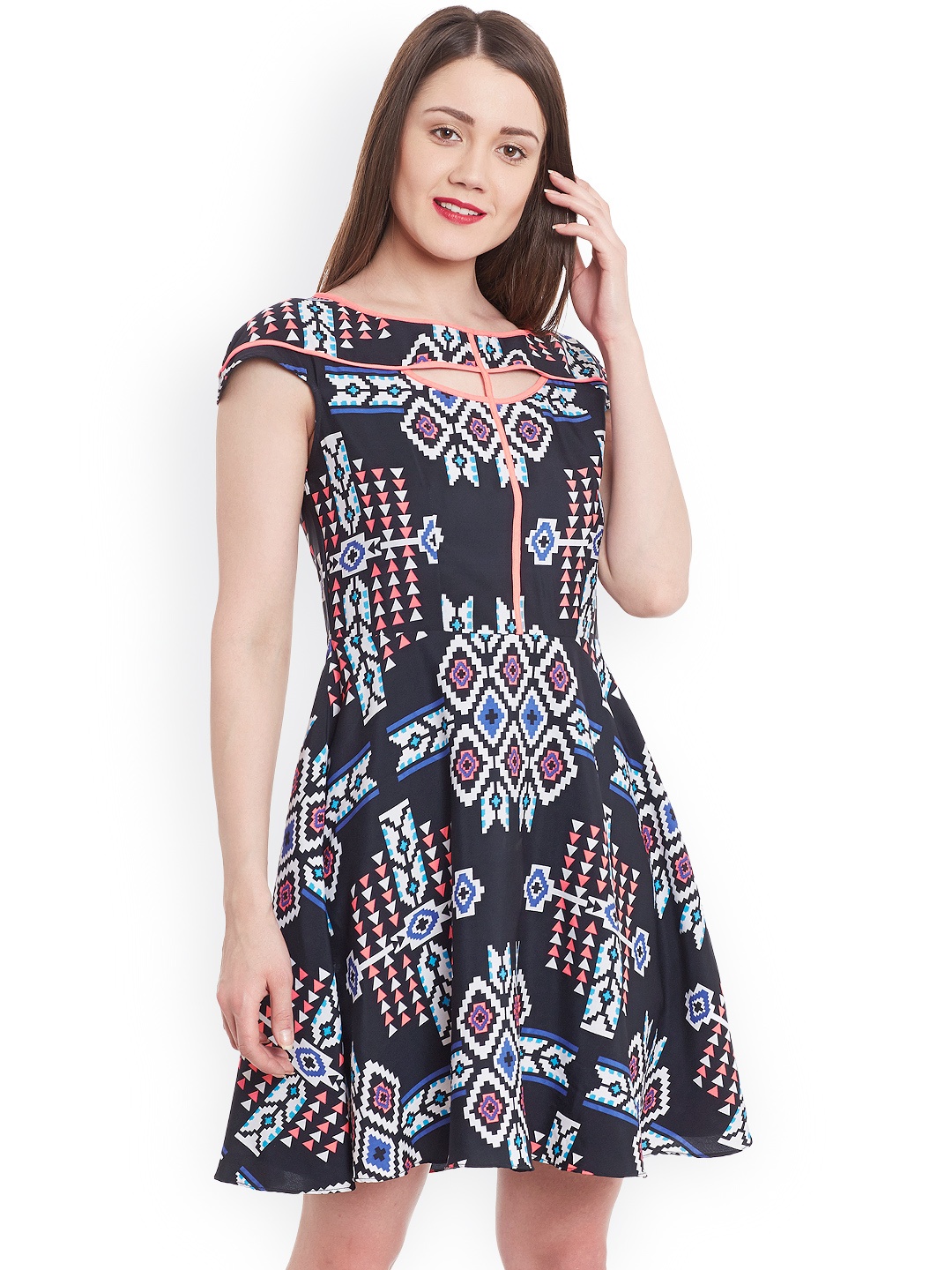 

Zima Leto Women Black Printed Skater Dress