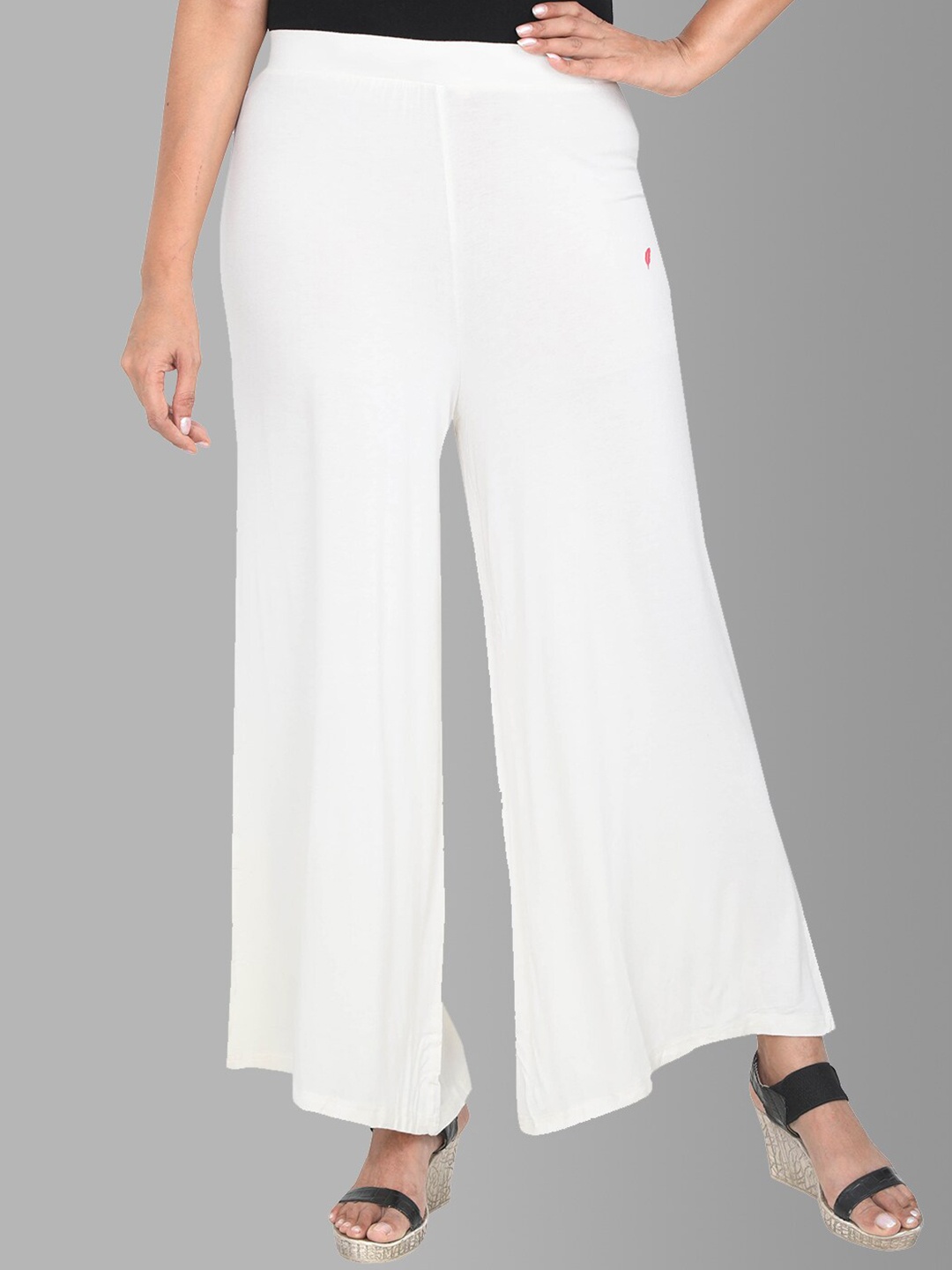 

Feather Soft Elite Women Cream-Coloured Knitted Palazzos