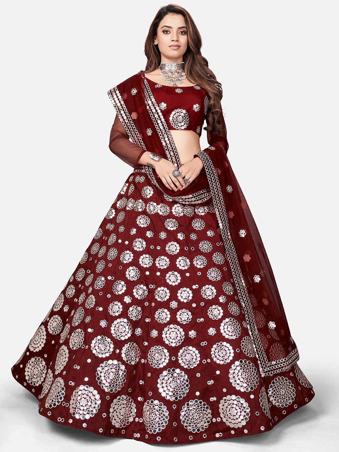 

WHITE FIRE Maroon & White Embellished Thread Work Semi-Stitched Lehenga & Unstitched Blouse With Dupatta