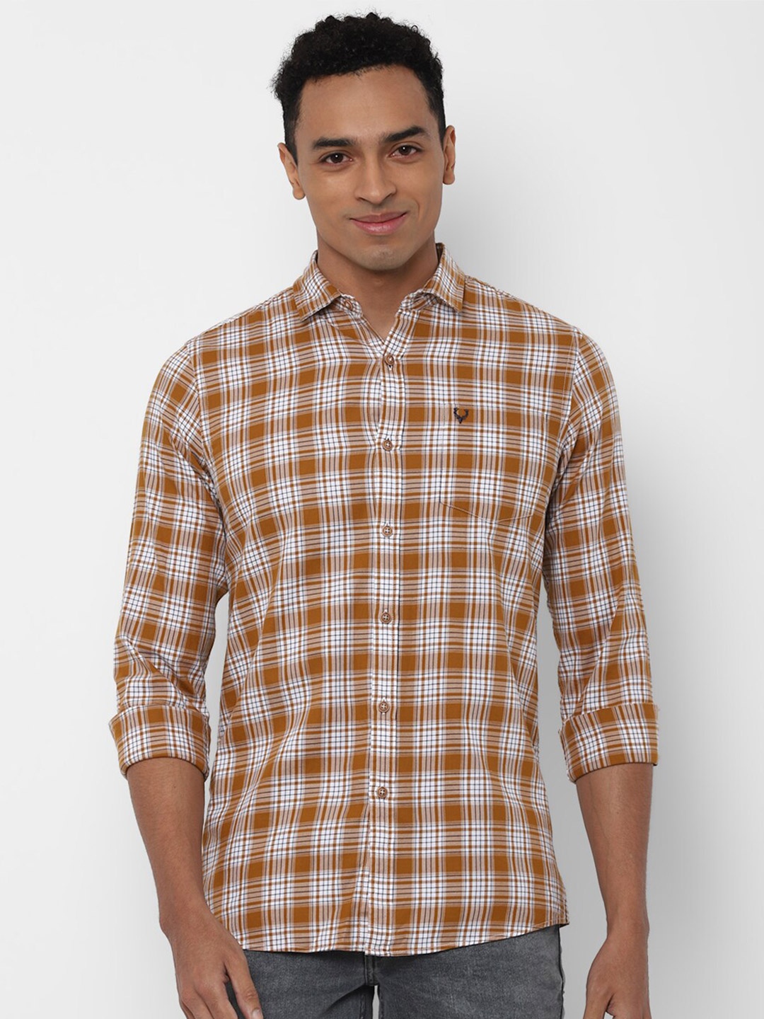 

Allen Solly Sport Men Brown & White Checked Cotton Casual Shirt
