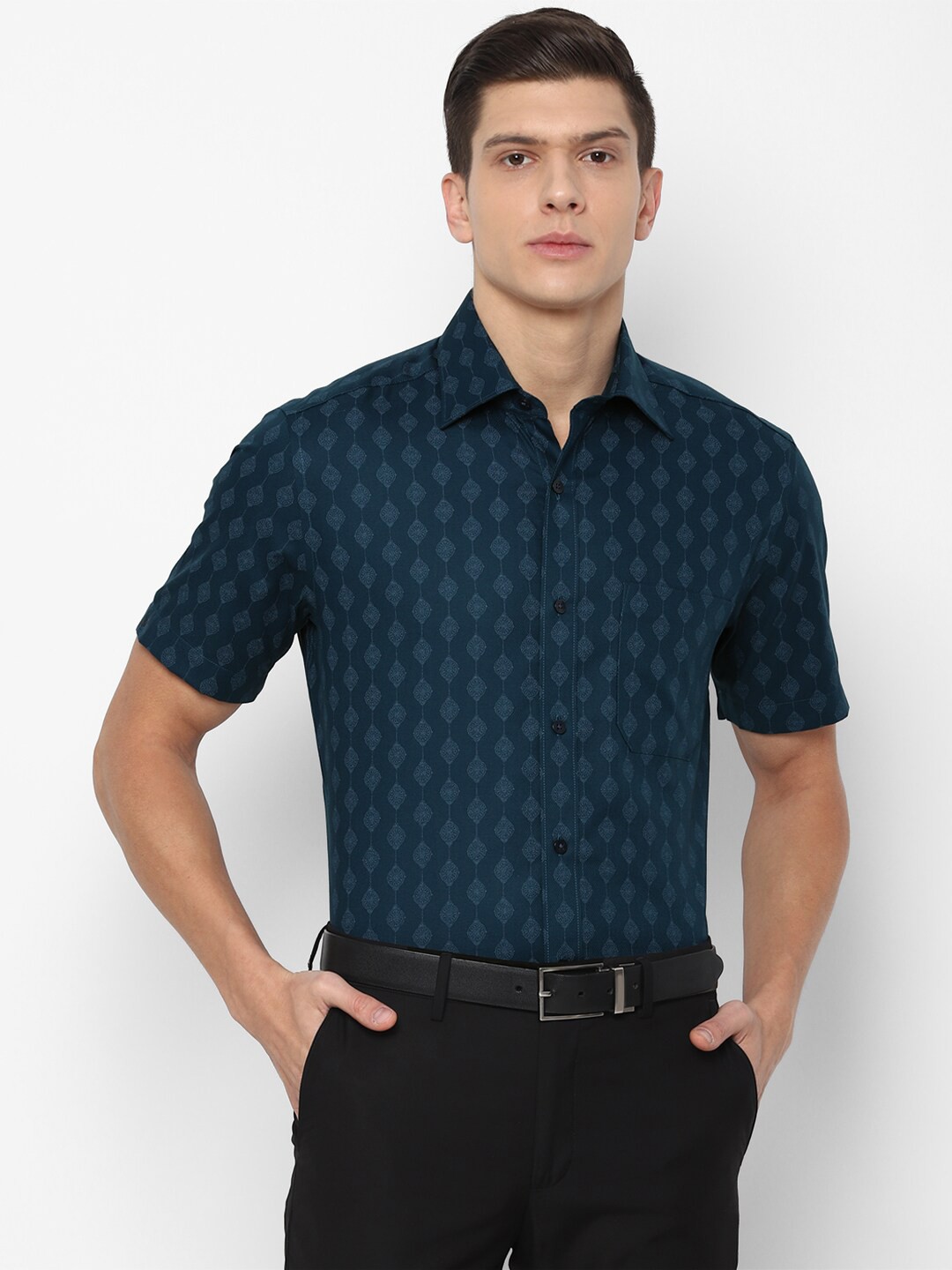 

Louis Philippe Men Teal Blue Regular Fit Printed Cotton Formal Shirt