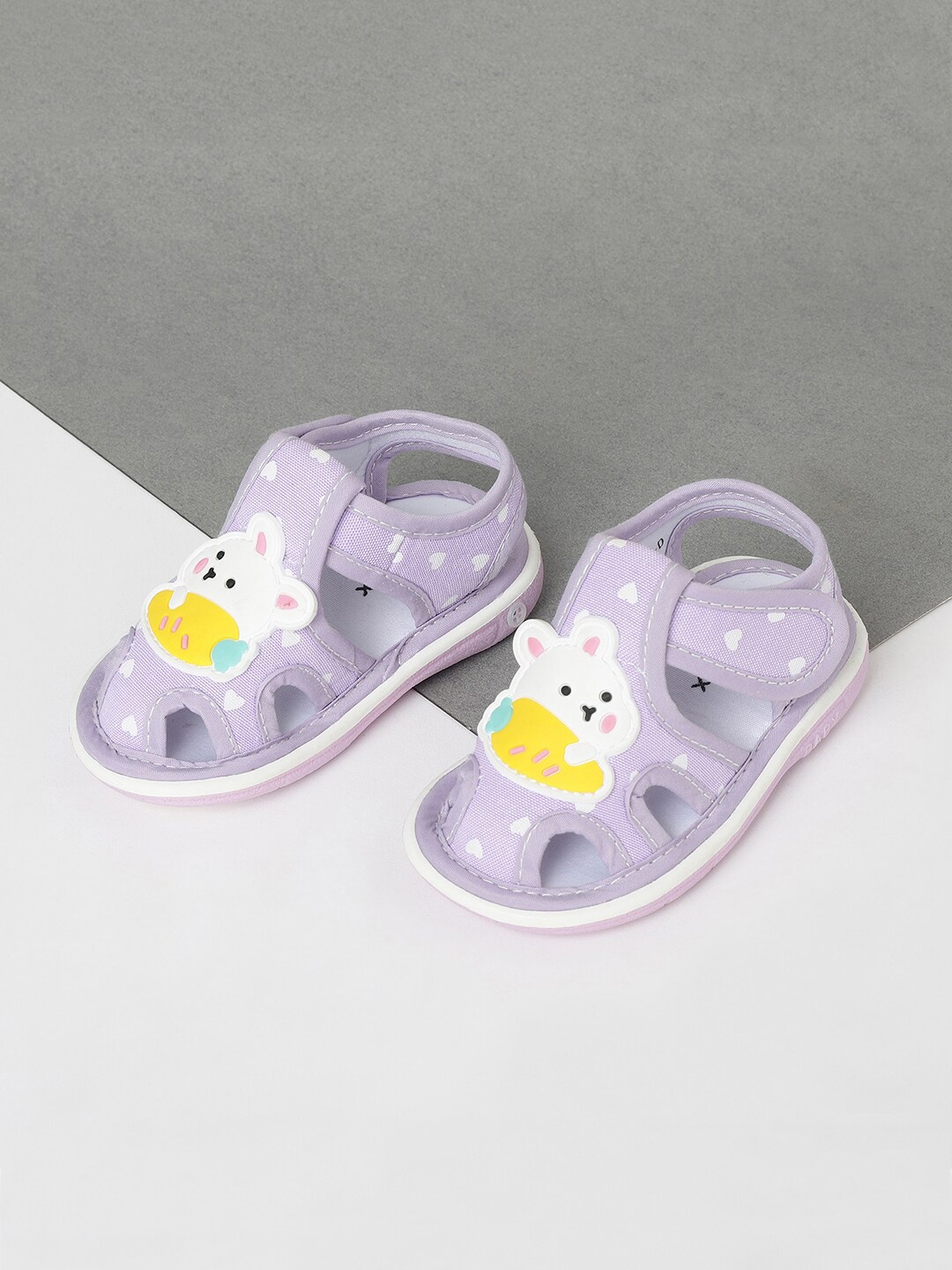 

max Girls Purple & White Printed Sandals