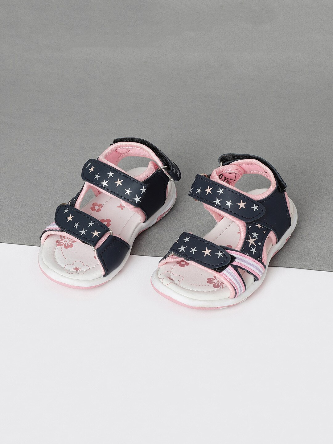 

max Girls Navy Blue Printed Sandals