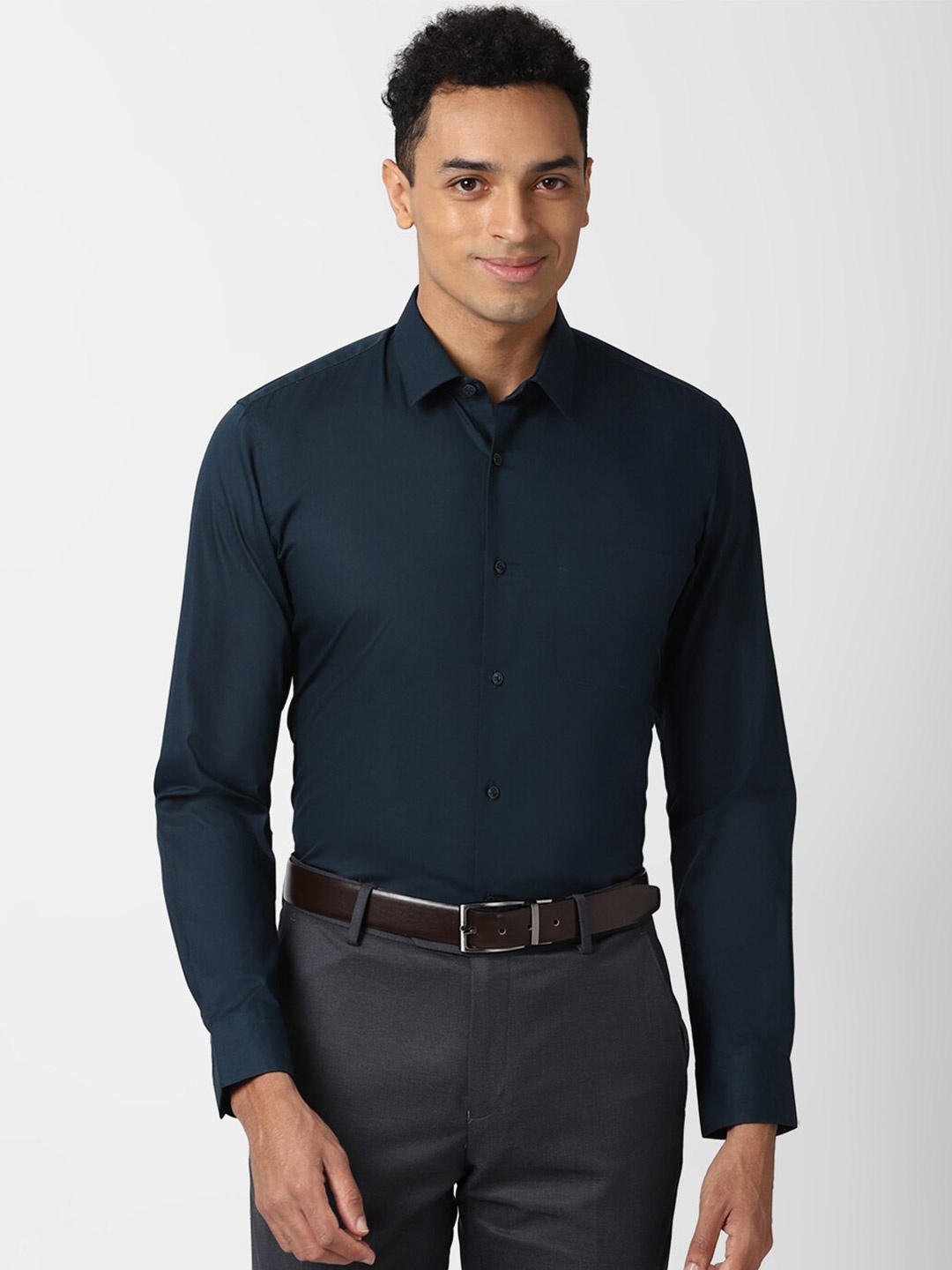 

Peter England Men Navy Blue Slim Fit Cotton Formal Shirt