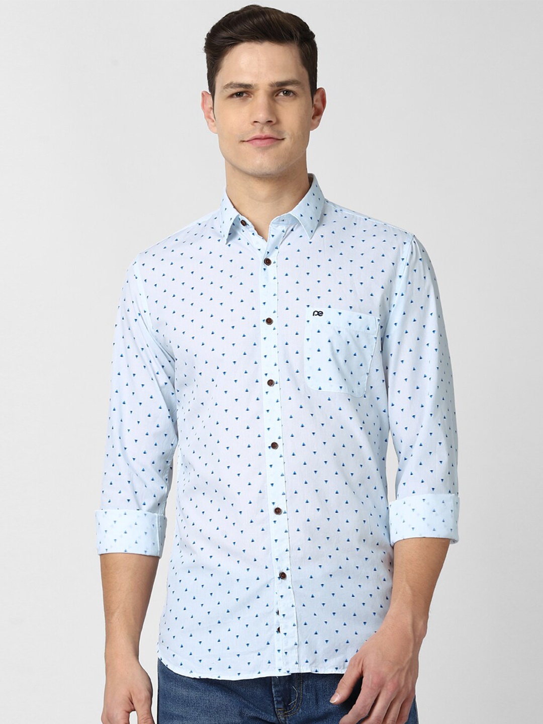 

Peter England Casuals Men Blue Slim Fit Printed Casual Shirt