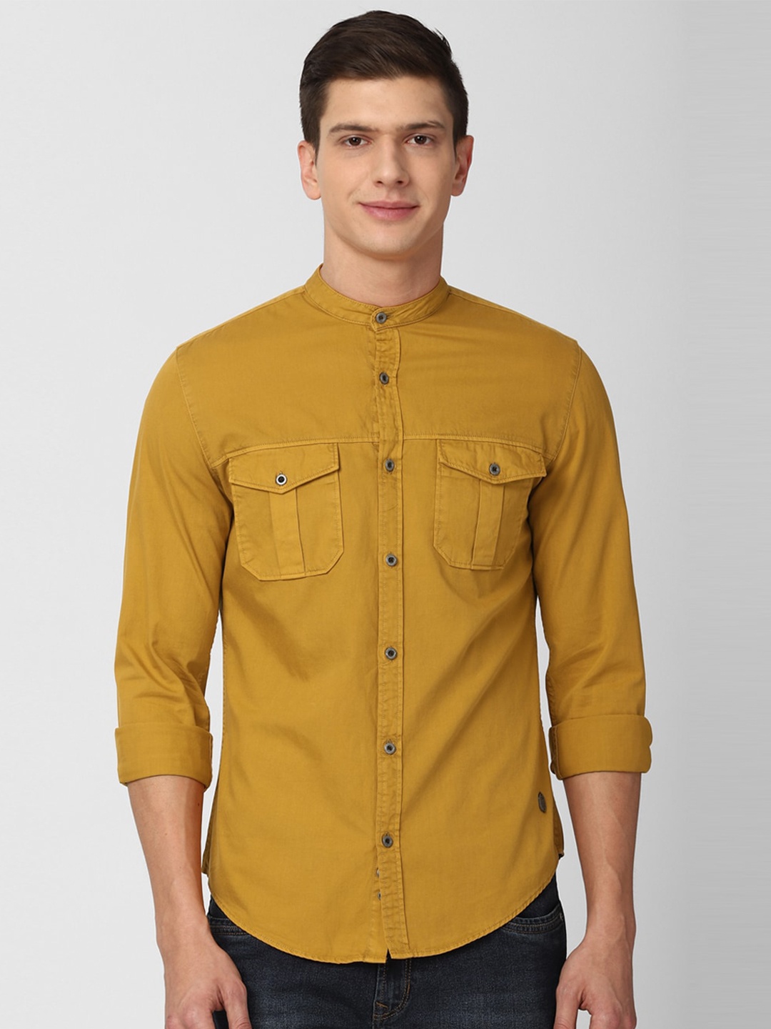 

Peter England Casuals Men Yellow Slim Fit Pure Cotton Casual Shirt