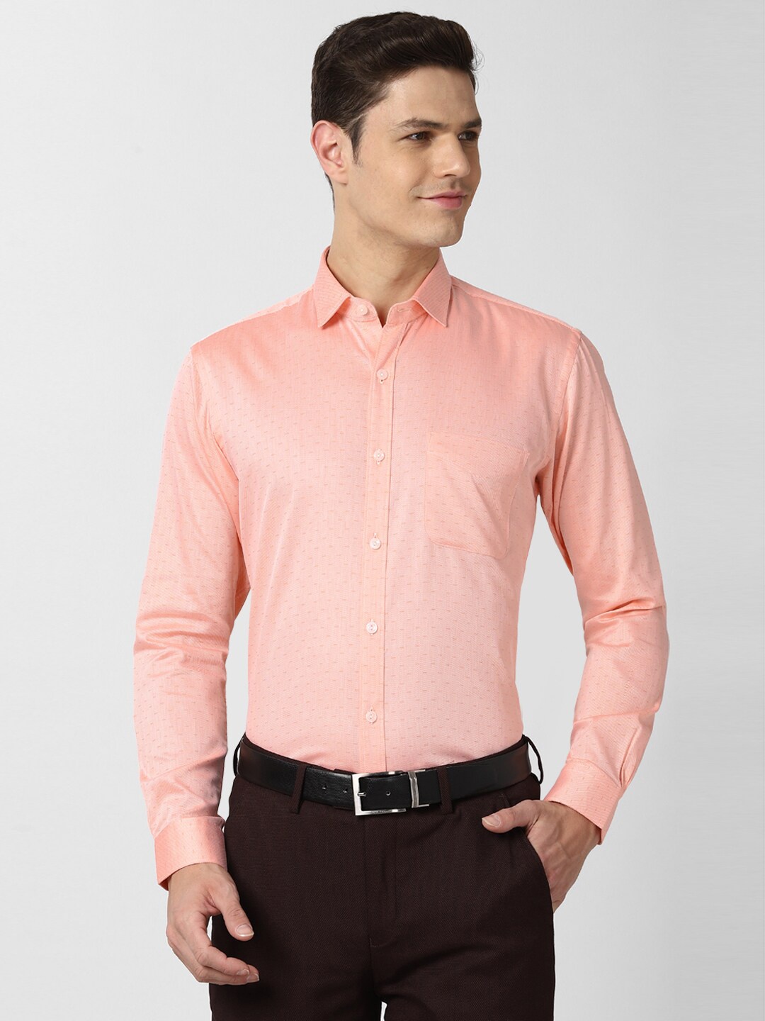 

Peter England Elite Men Peach-Coloured Pure Cotton Formal Shirt