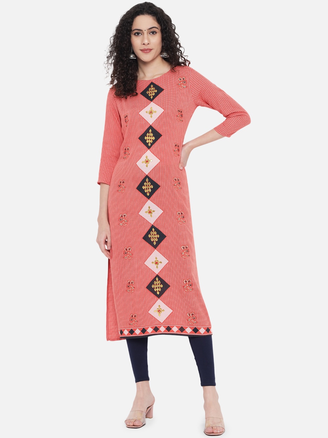 

Nehamta Women Peach-Coloured Geometric Printed Thread Work Kurta