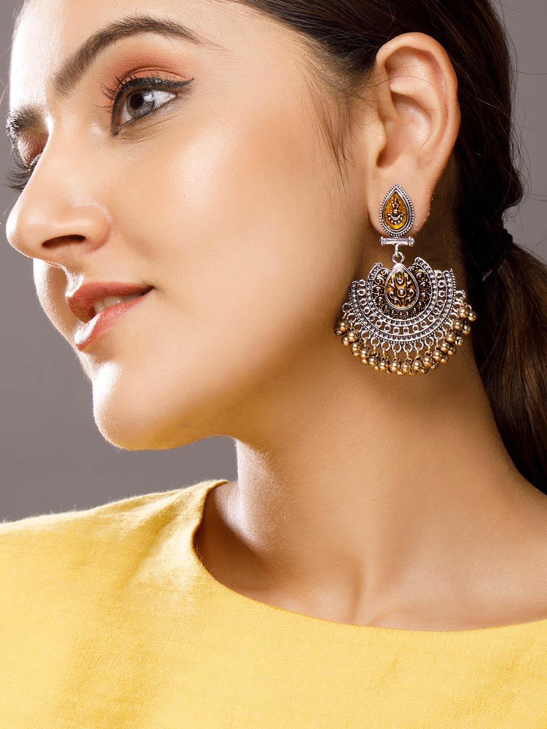

Rubans Gold-Toned Crescent Shaped Chandbalis Earrings