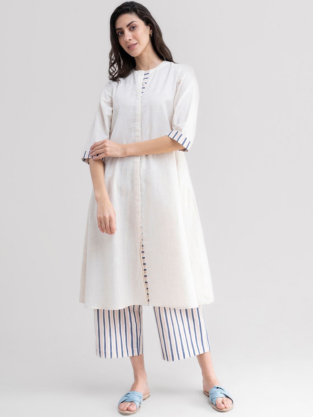 

Pink Fort Women Cream-Coloured Striped High Slit Pure Cotton Kurti with Palazzos