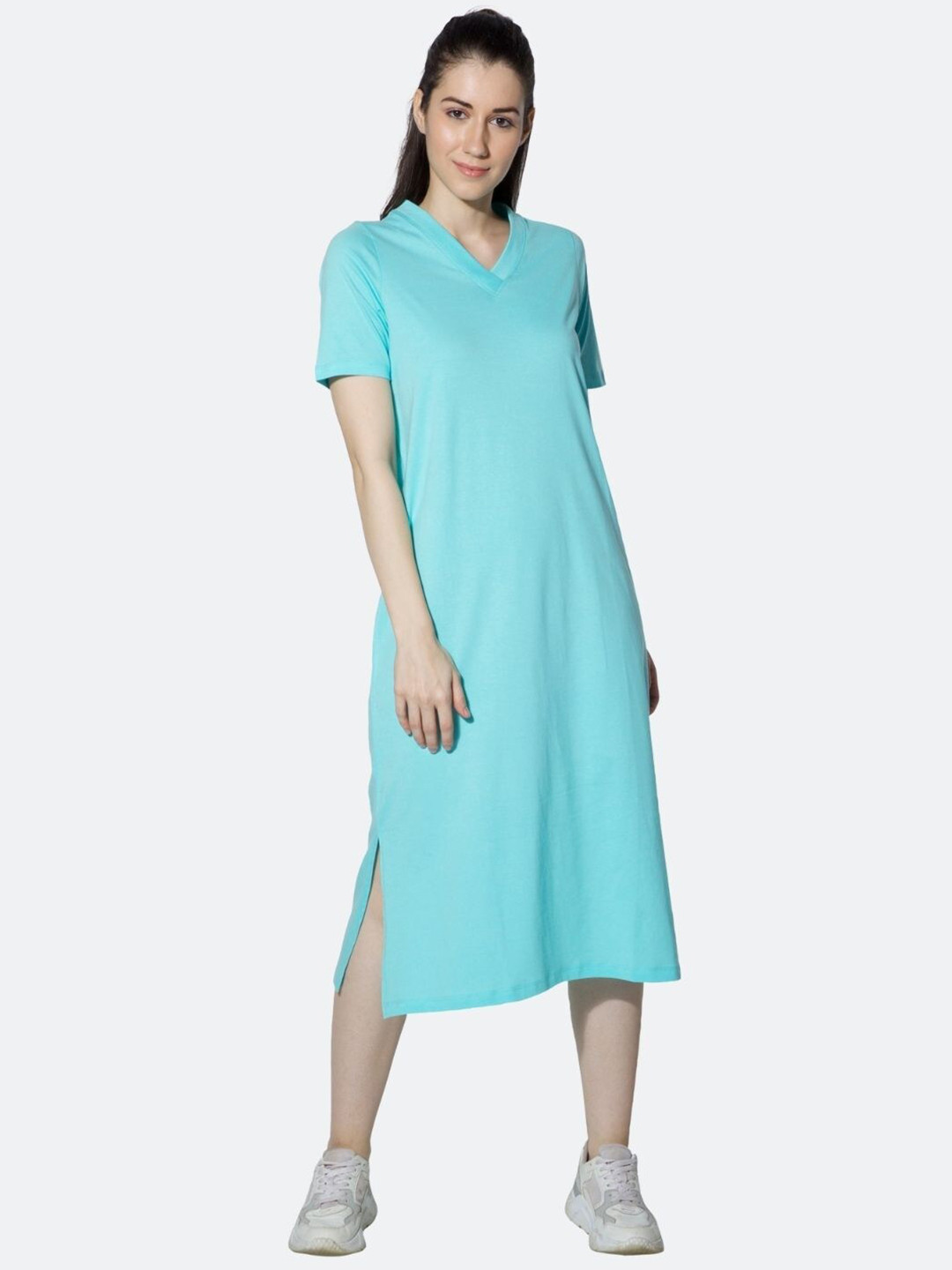 

Silvertraq Turquoise Blue T-shirt Midi Dress