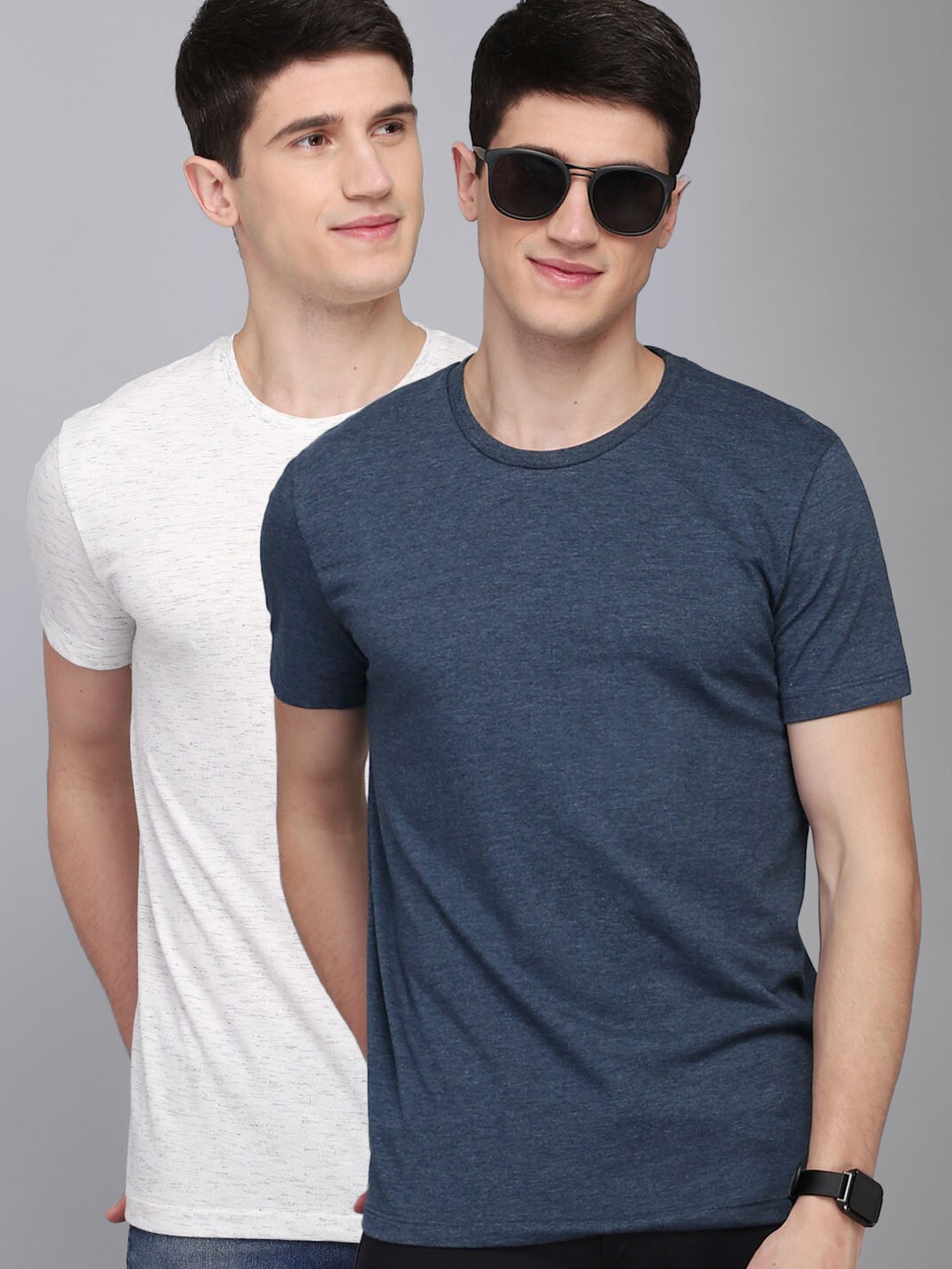 

Free Authority Men Pack Of 2 Navy Blue & White Solid Pure Cotton T-shirt