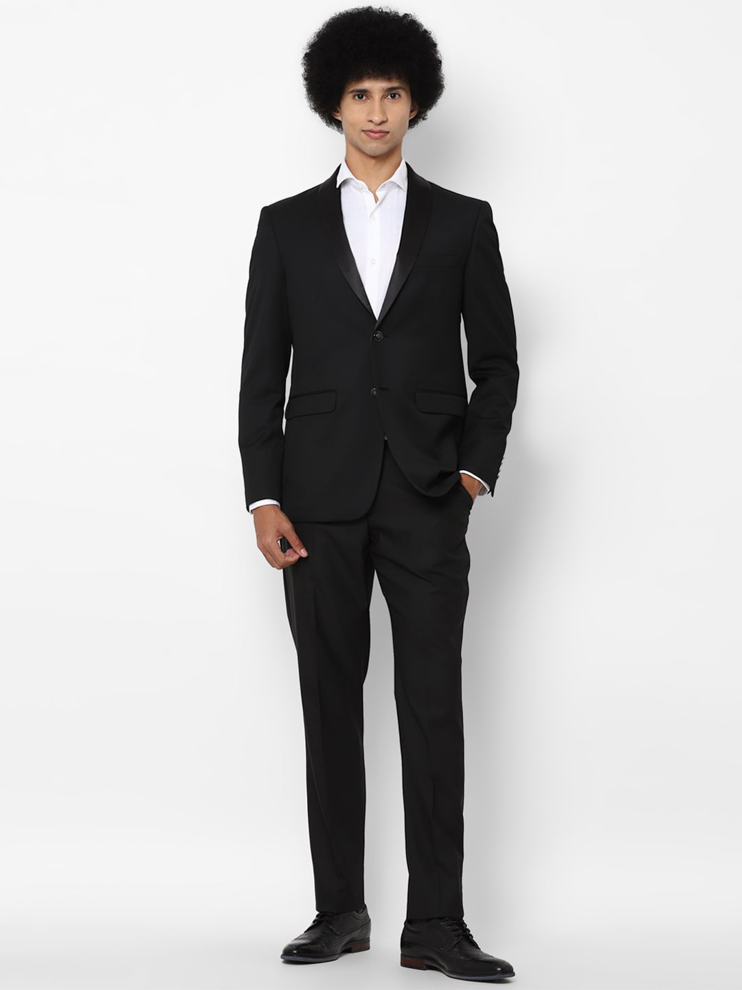 

Allen Solly Men Black Solid Single-Breasted Slim-Fit 2-Piece Formal Suit