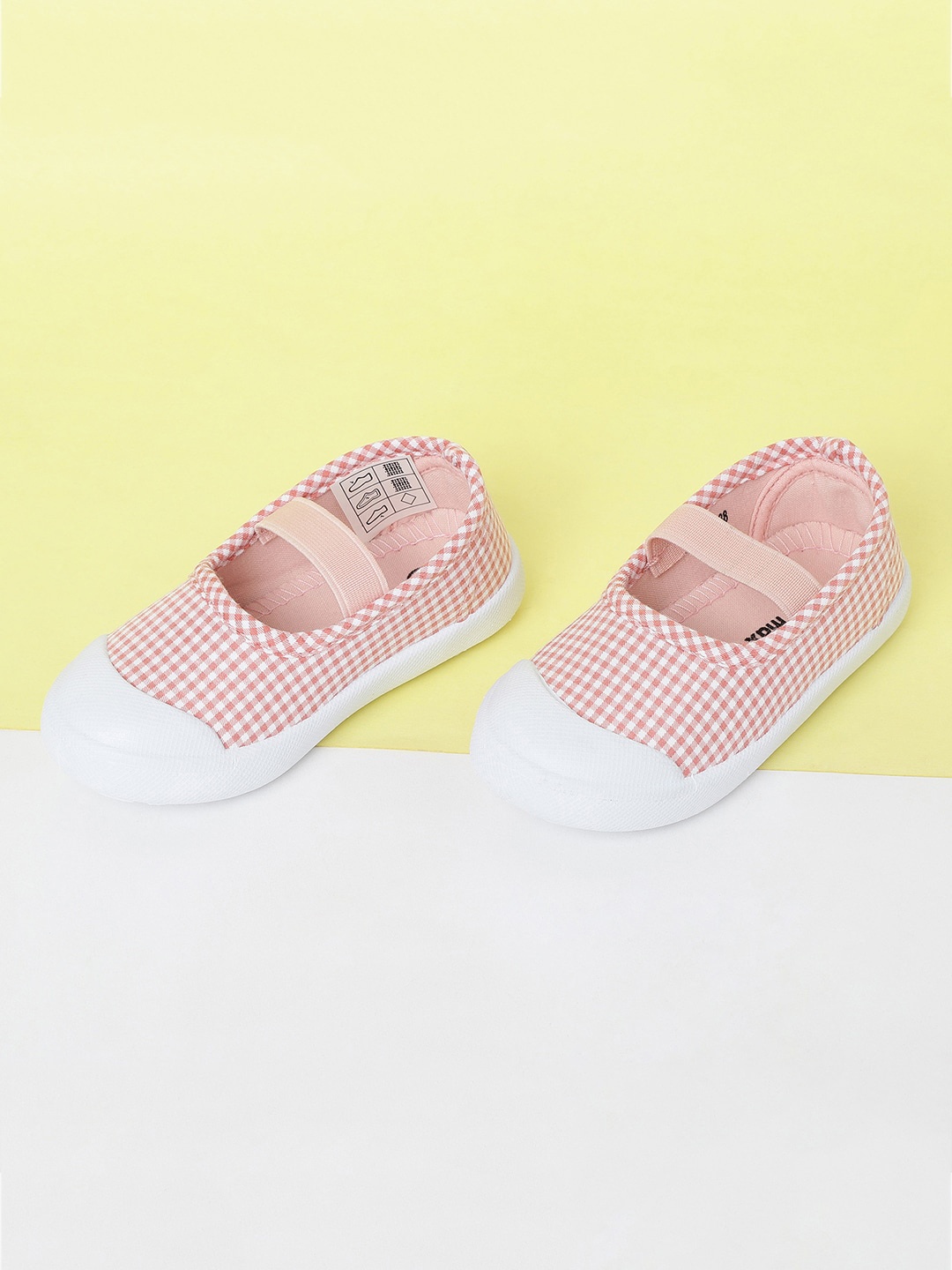 

max Girls Pink Printed Slip-On Sneakers