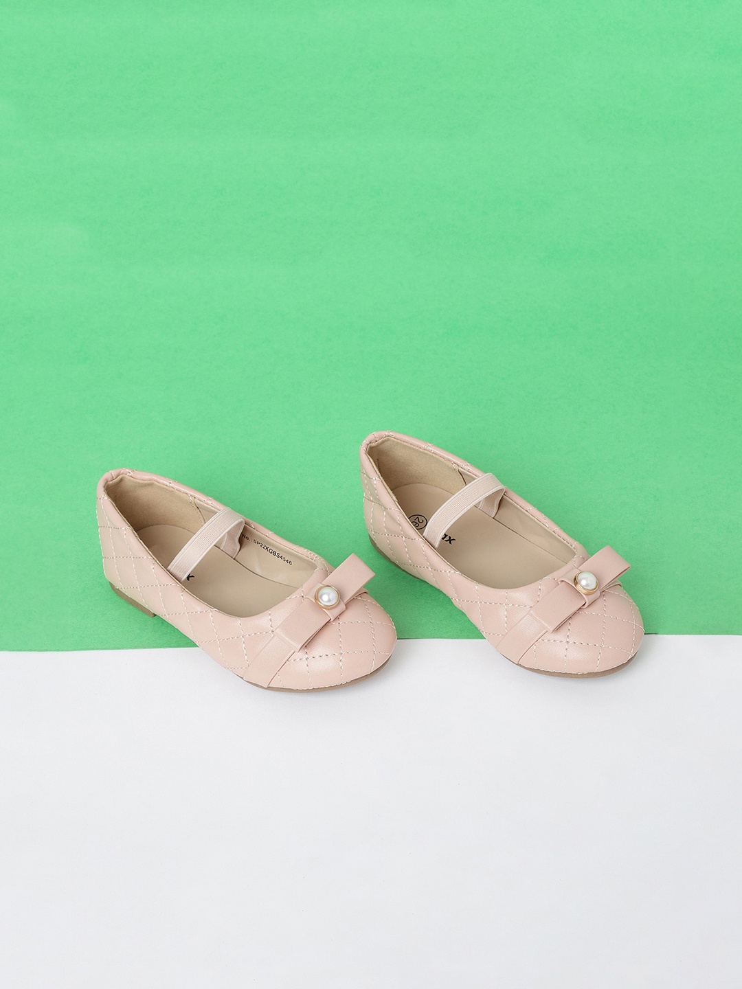 

max Girls Pink Textured PU Slip-On Ballerinas