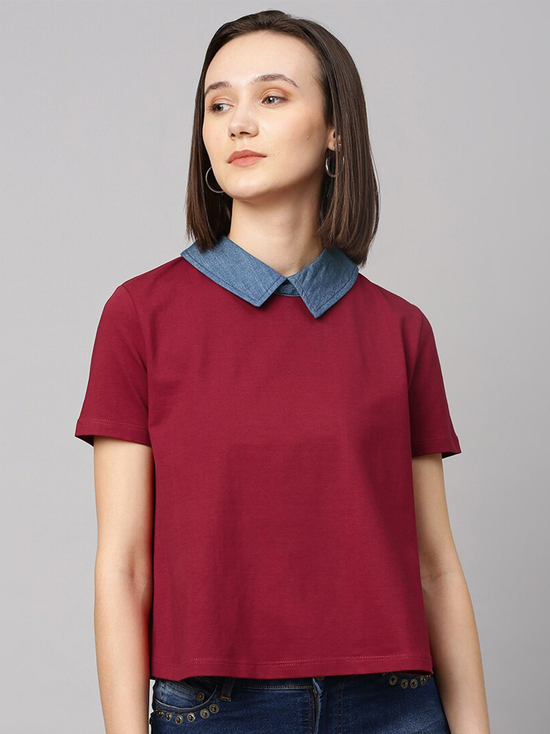 

Chemistry Women Burgundy & Blue Polo Collar T-shirt