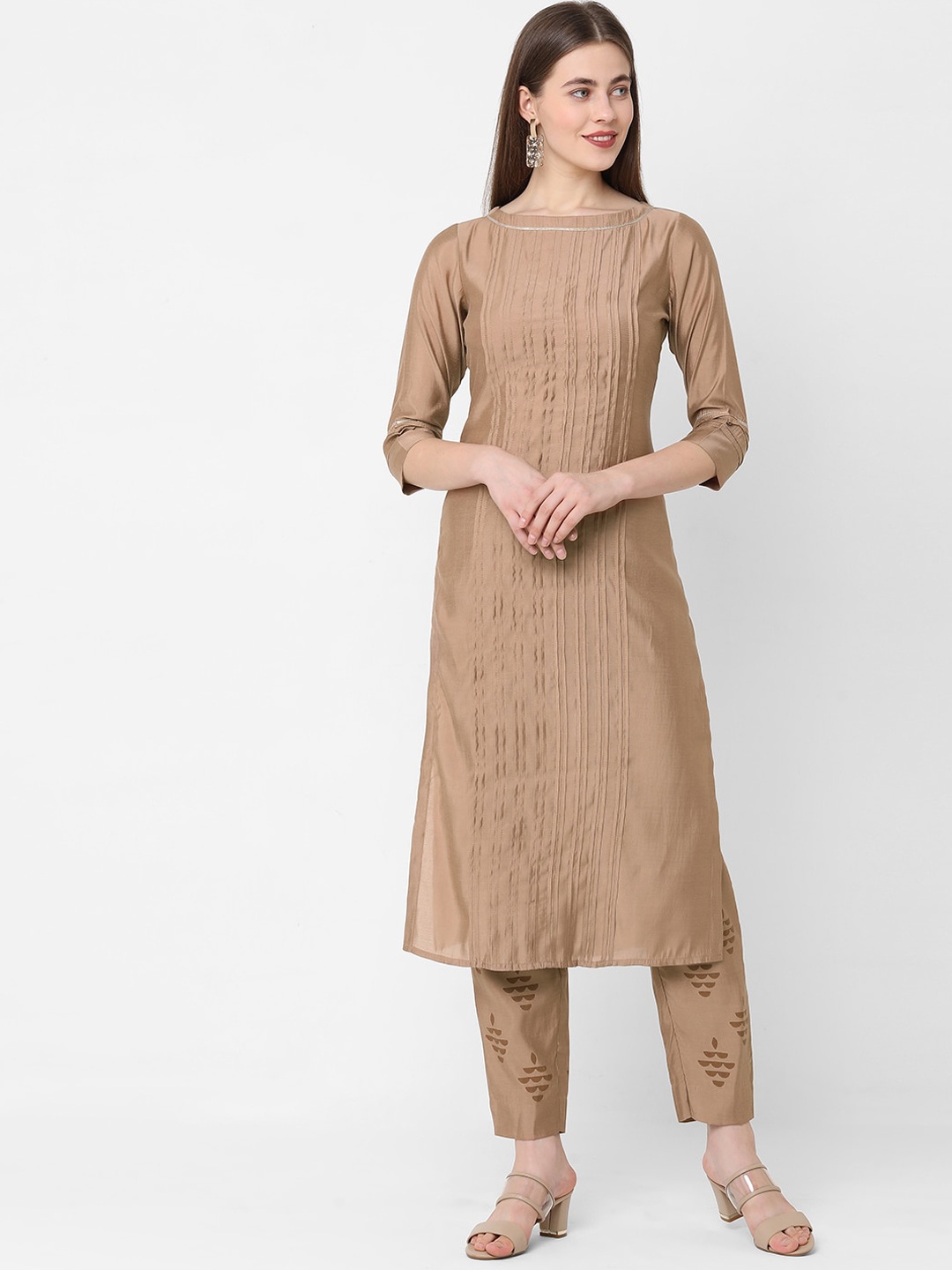 

KAMI KUBI Women Beige Kurta with Trousers