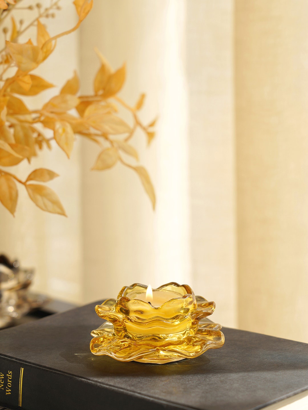 

Pure Home and Living Set Of 4 Gold-Coloured Glass Floret Tea Light Candle Holders