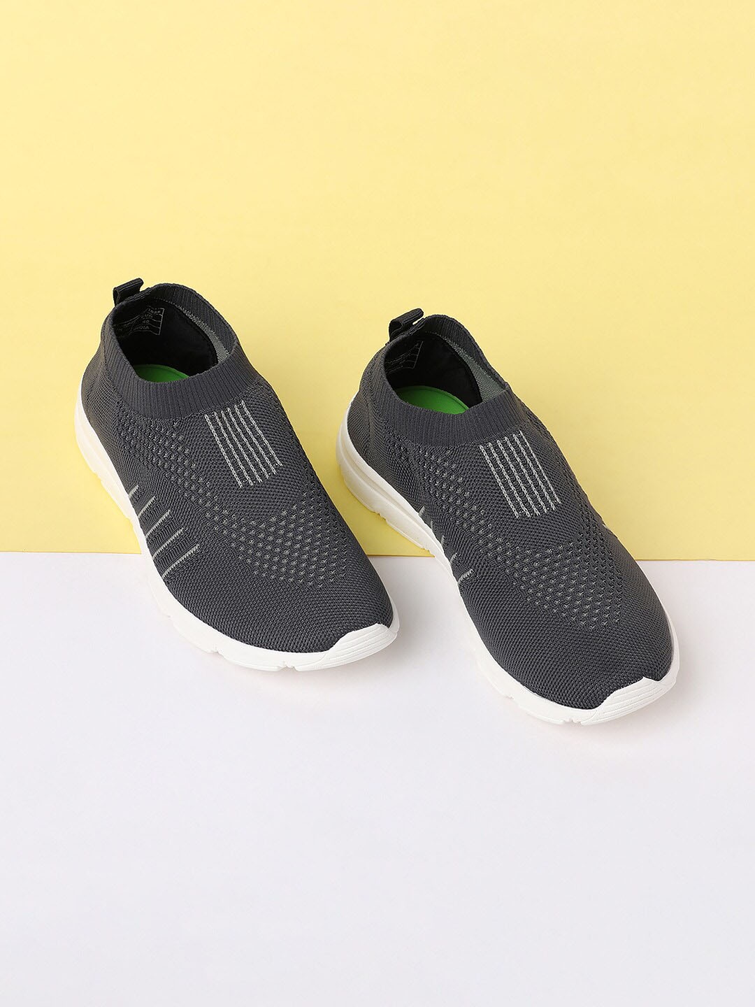 

max Men Grey Woven Design Slip-On Sneakers