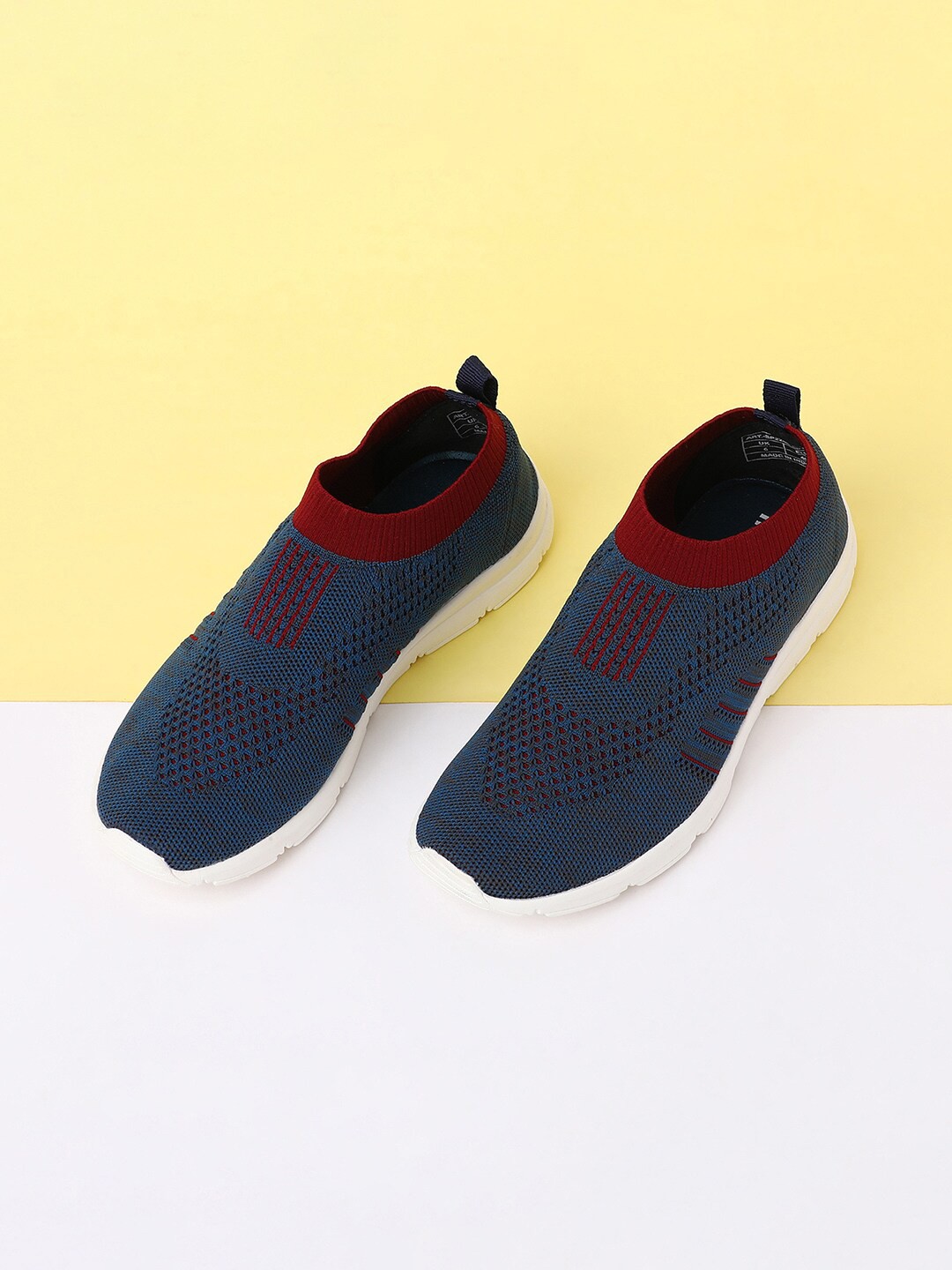 

max Men Navy Blue Woven Design Slip-On Sneakers