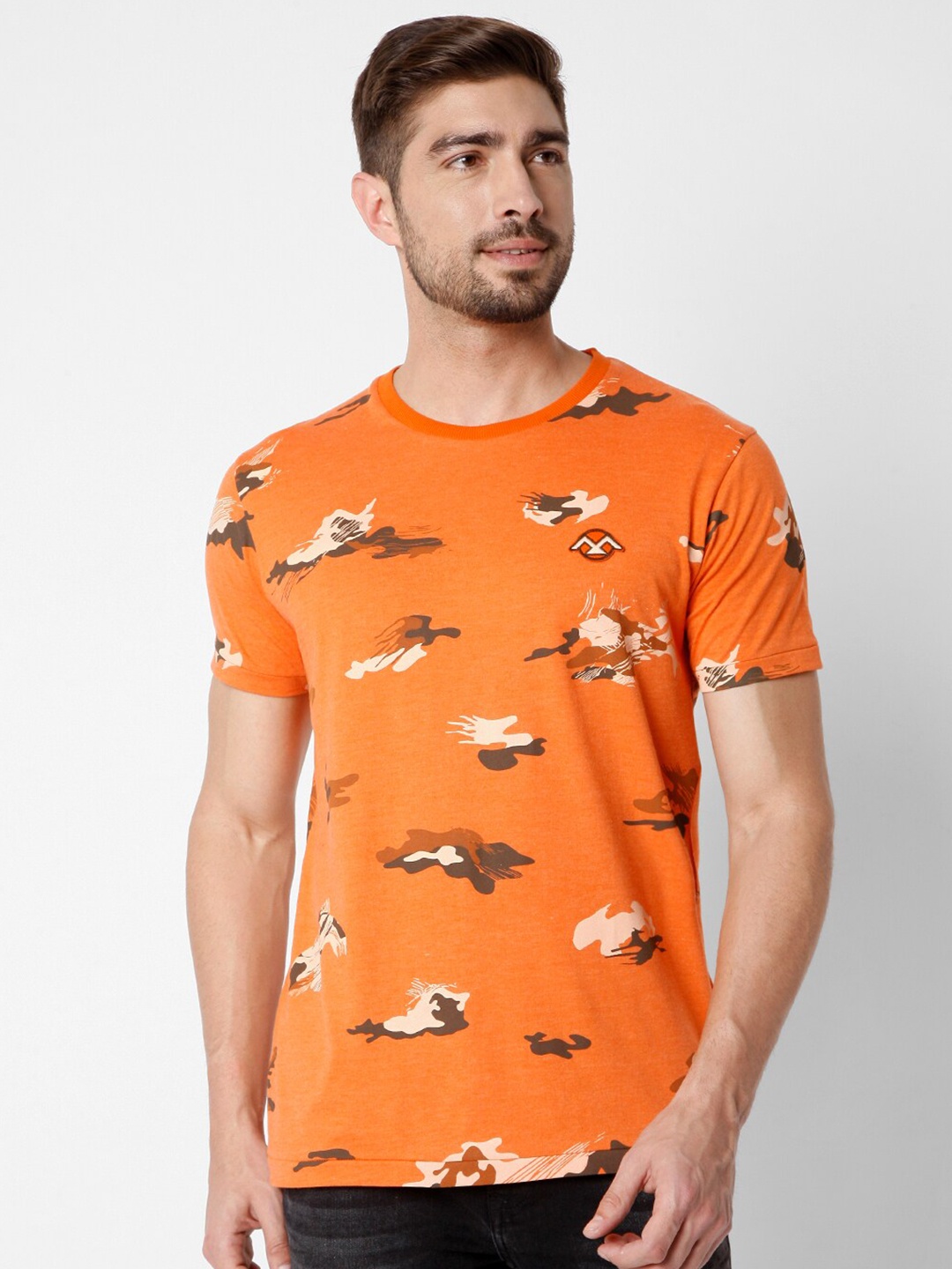 

Mufti Men Orange & Brown Printed Round Neck Slim Fit T-shirt