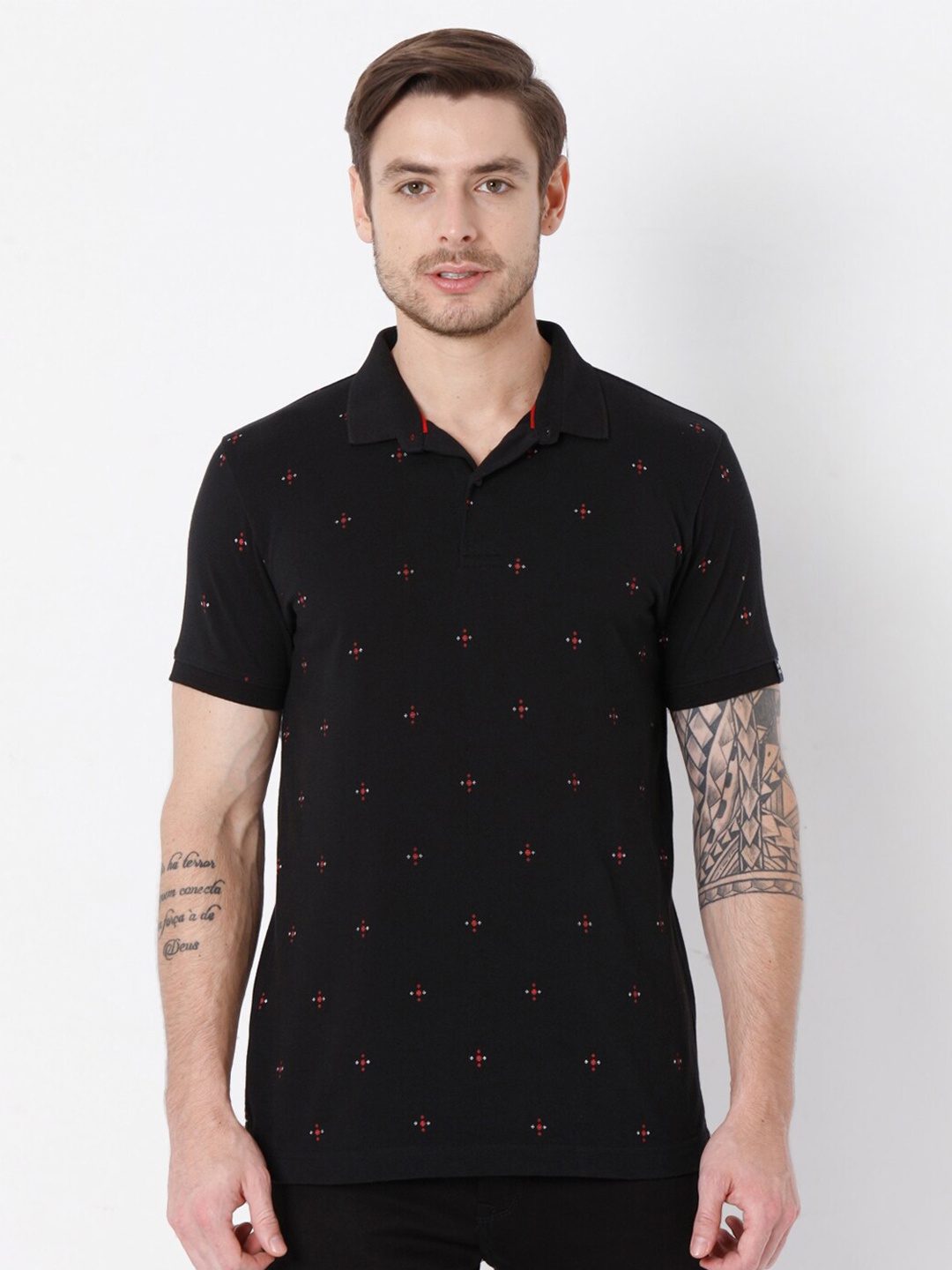 

Mufti Men Black & Red Printed Polo Collar Slim Fit Pure Cotton T-shirt