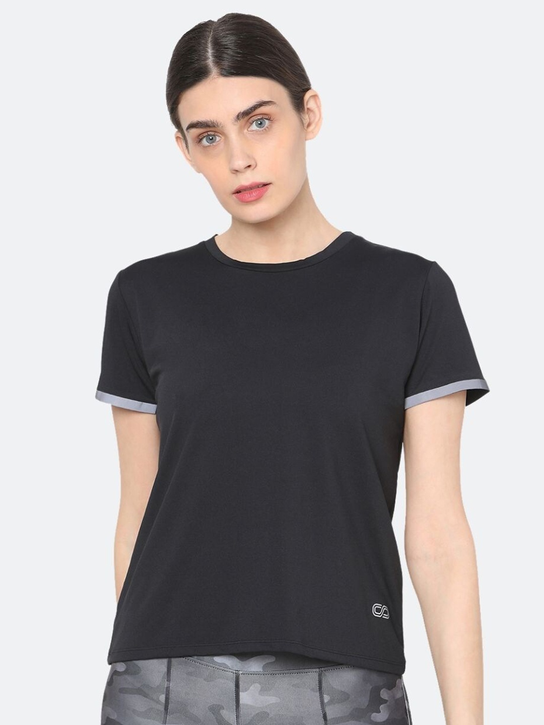 

Silvertraq Women Black Slim Fit Anti-Odour Sports T-shirt