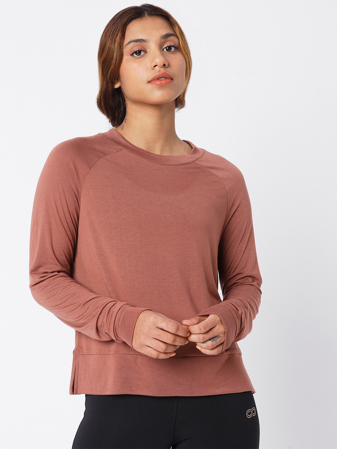 

Silvertraq Women Coffee Brown Raglan Sleeves Slim Fit T-shirt