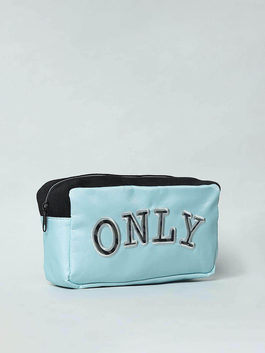 

ONLY Green Swagger Sling Bag with Applique
