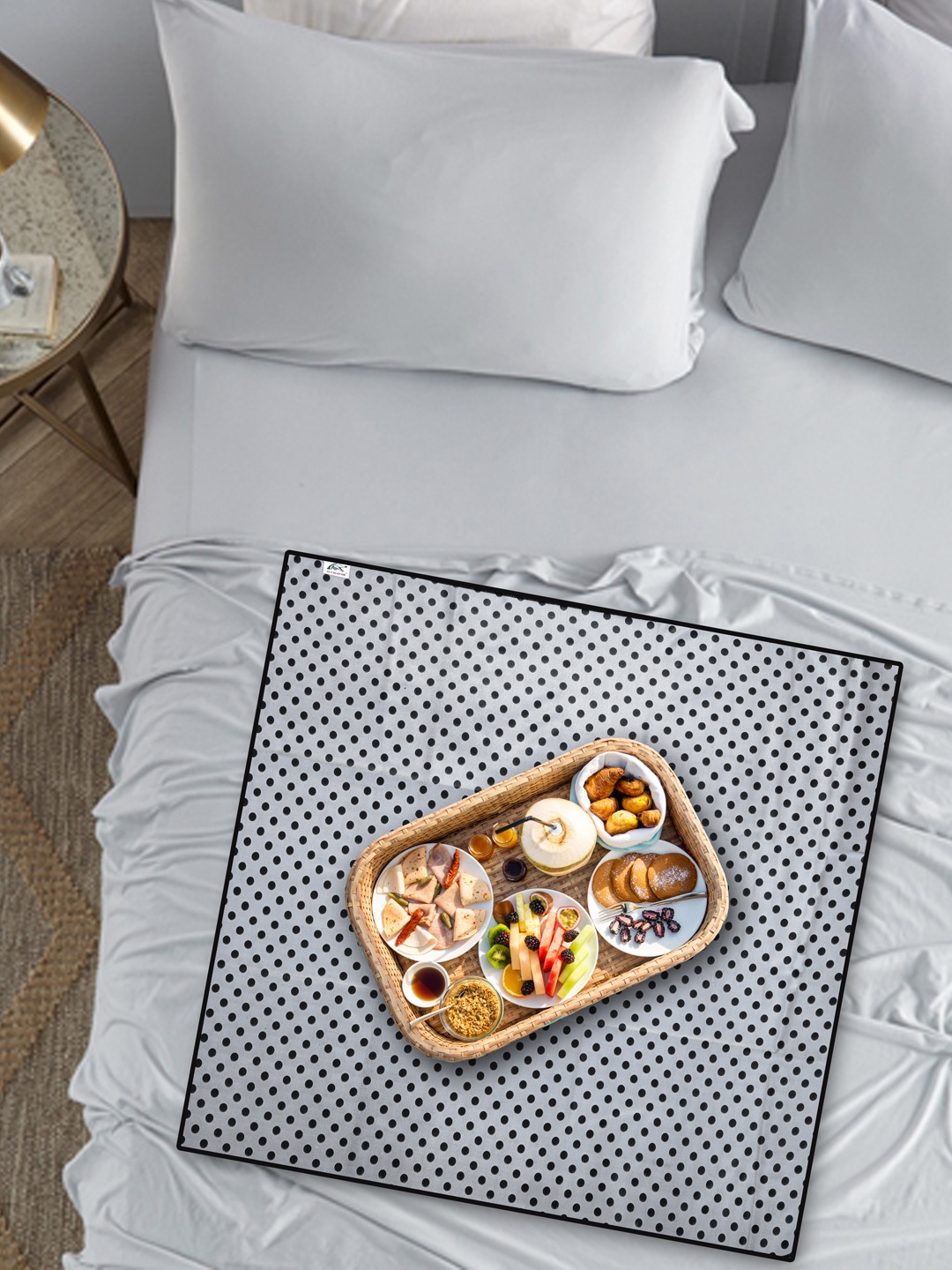 

DREAM WEAVERZ Silver-Coloured & Black Printed Bed Server Food Mat