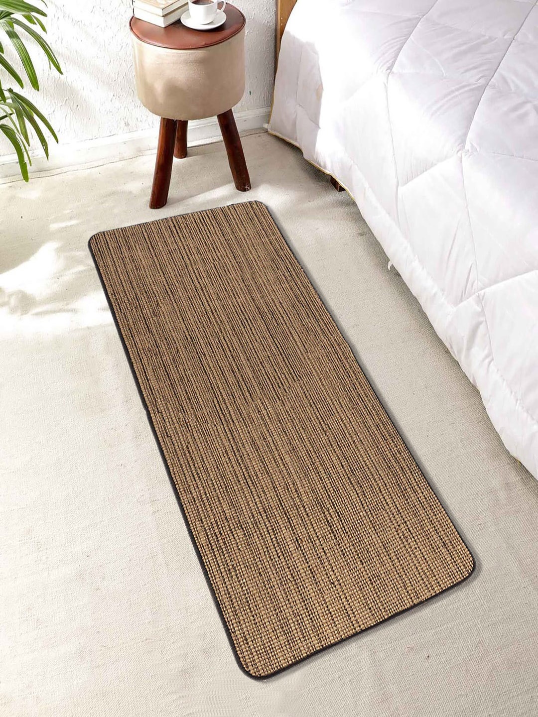 

Saral Home Black & Brown Solid AntiSkid Runner