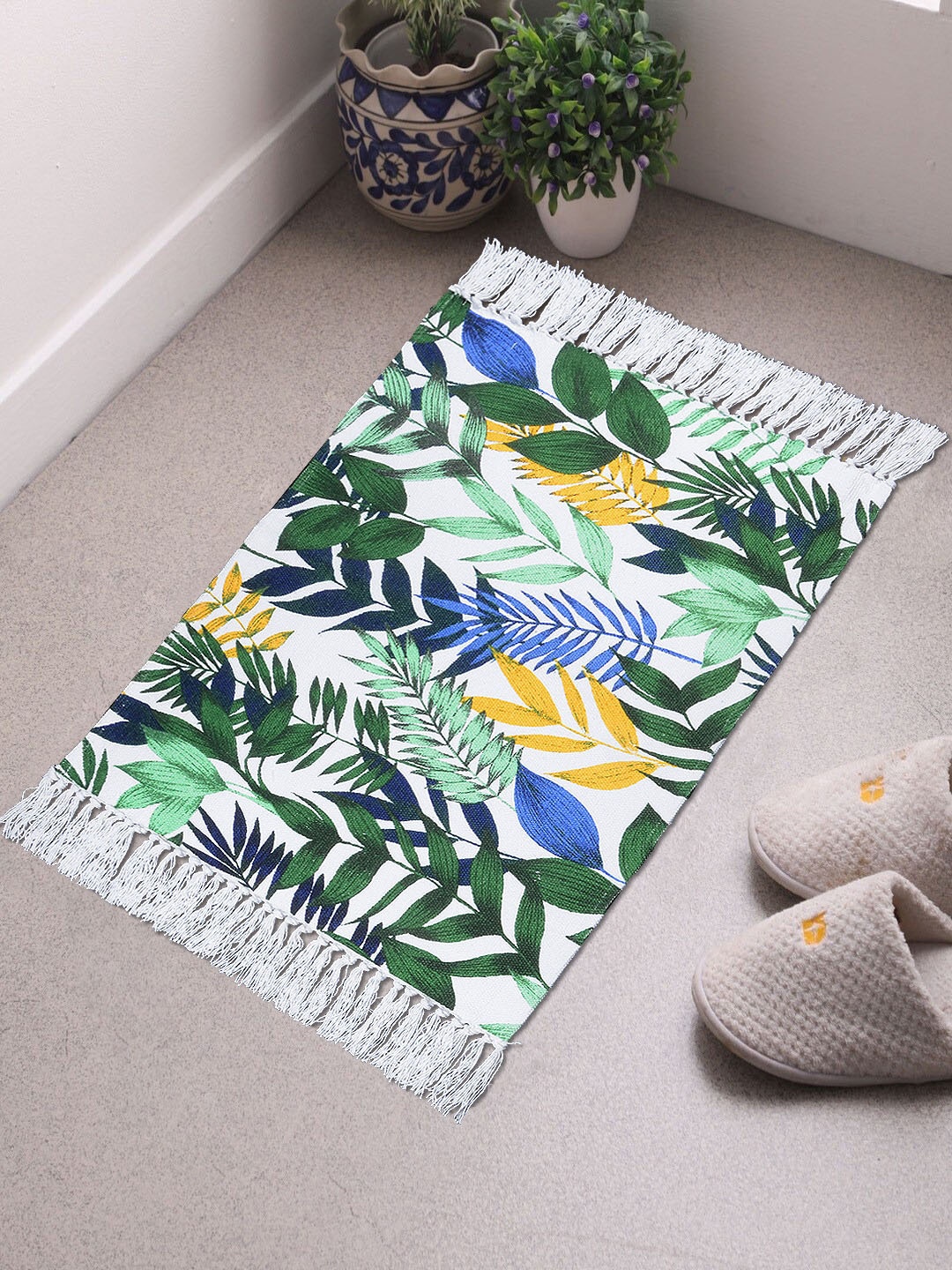 

Saral Home Blue & Green Printed Cotton Dhurrie