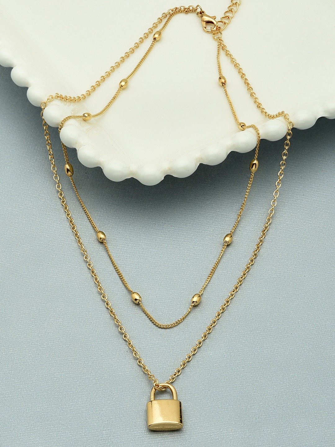 

AMI Gold-Toned & Gold-Plated 2Layered Contemporary Charm Chain