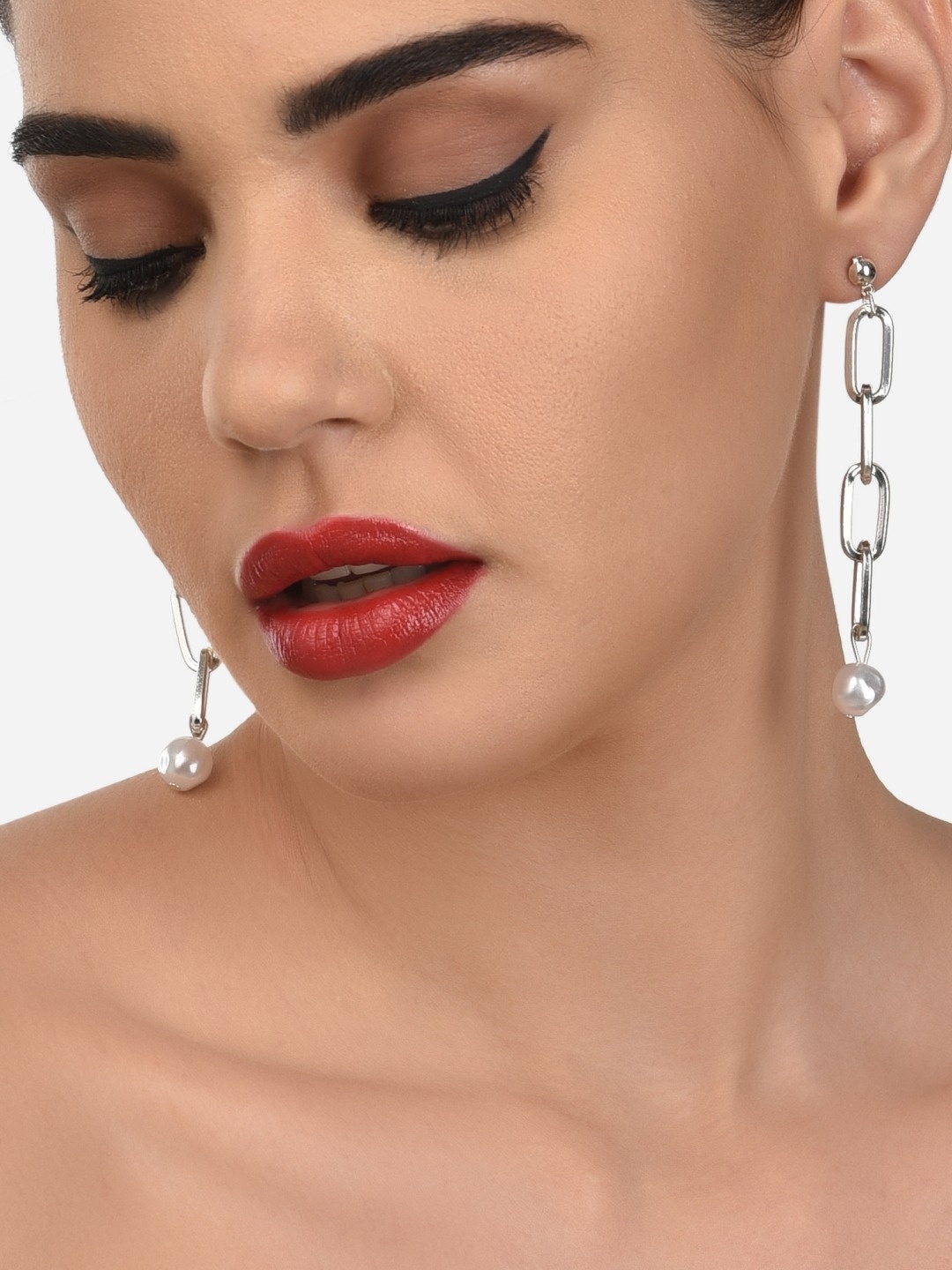 

AMI Silver-Toned Contemporary Drop Earrings