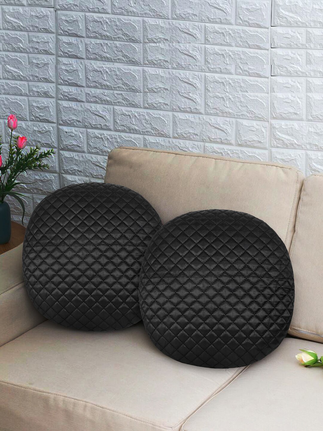 

Mezposh Black Set of 2 Geometric Satin Round Cushion Covers