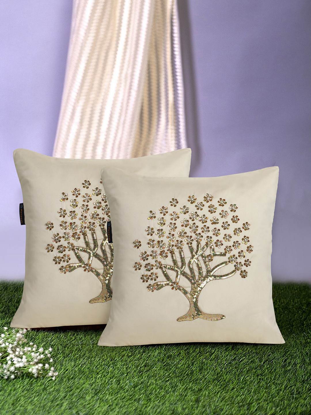 

Mezposh Cream-Coloured & Gold-Toned Set of 2 Embellished Satin Square Cushion Covers