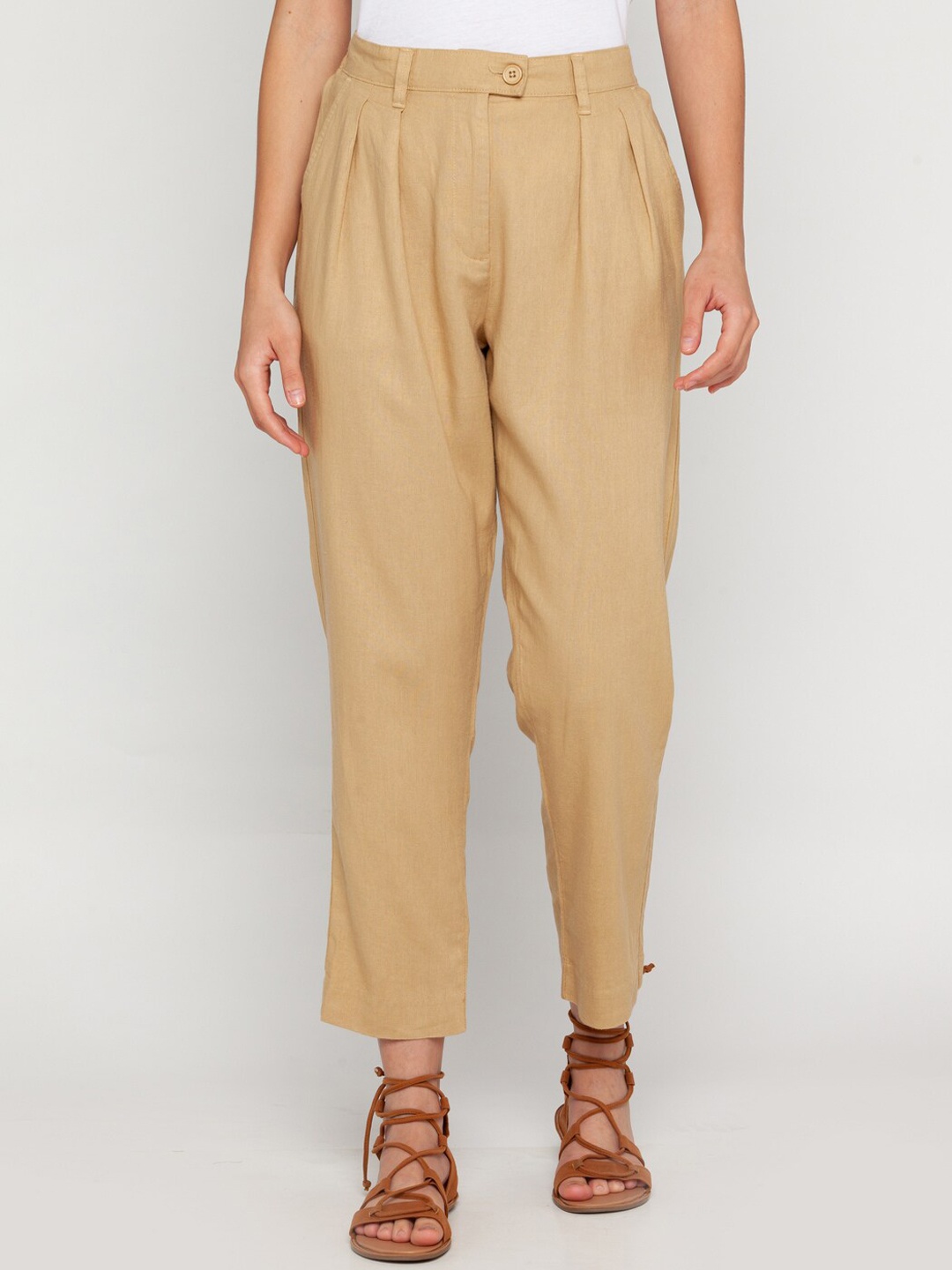 

Zink London Women Beige High-Rise Pleated Trousers