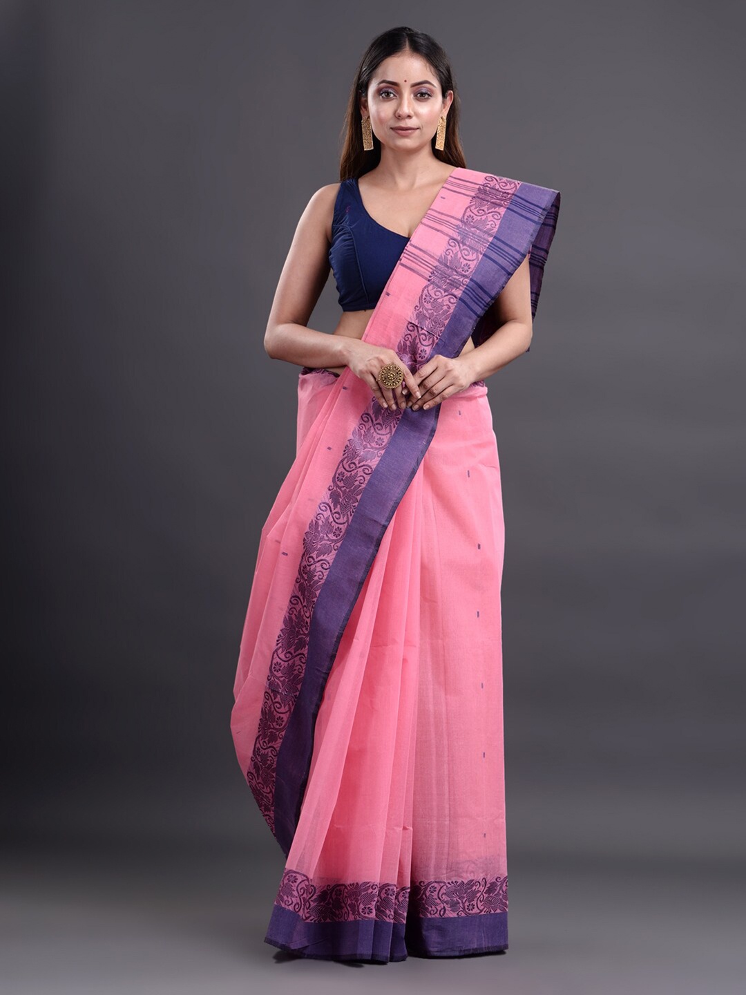 

Mitera Coral Pink & Purple Woven Design Pure Cotton Taant Saree