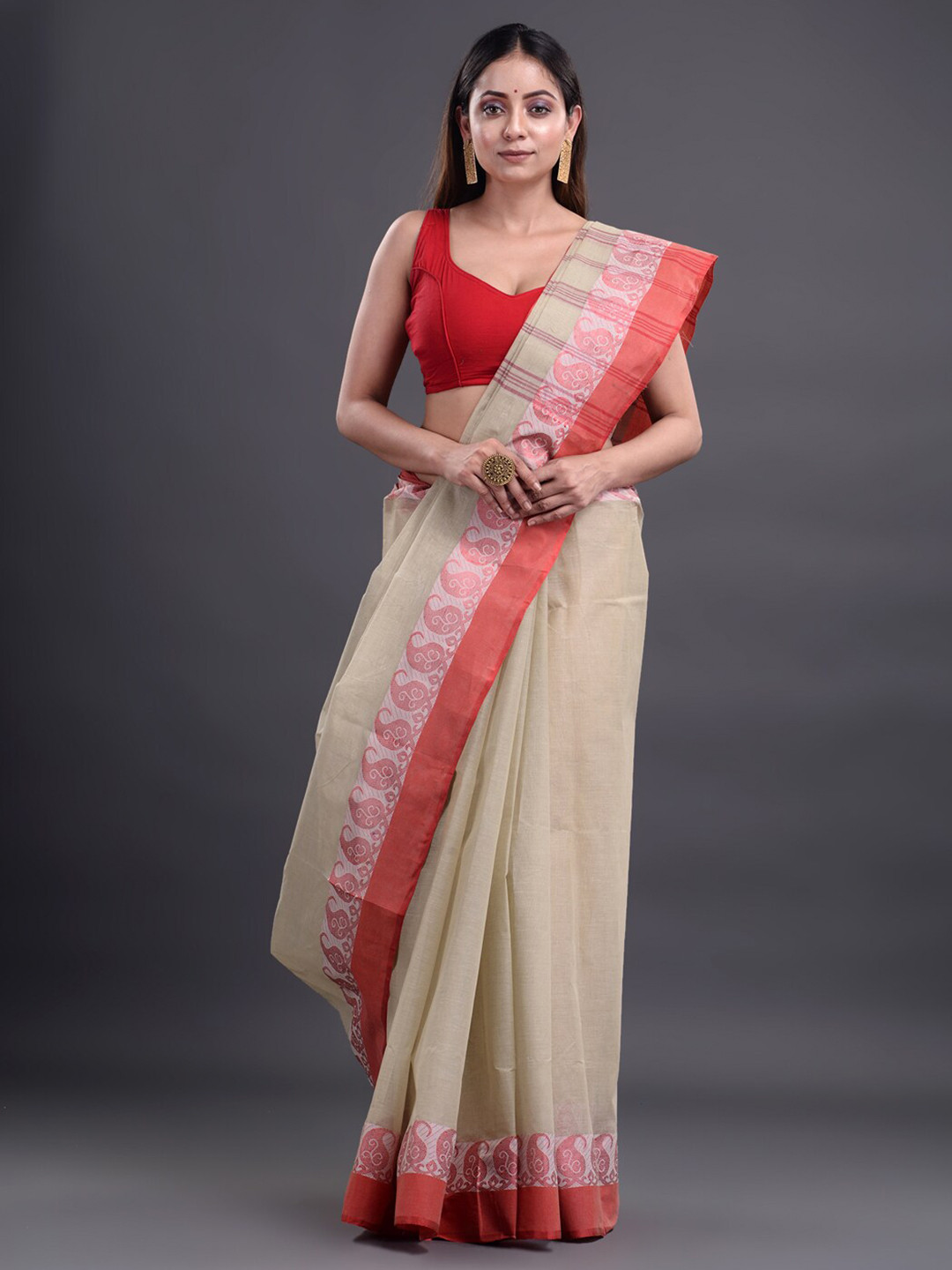 

Mitera Beige & Red Woven Design Pure Cotton Taant Saree
