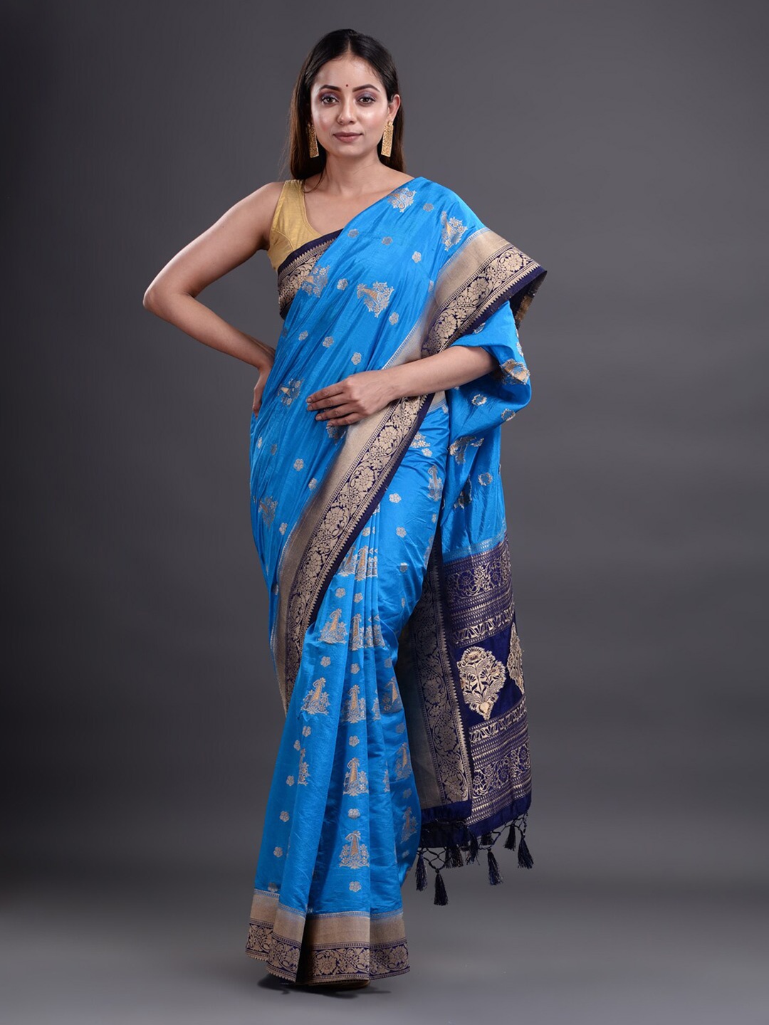 

Mitera Blue & Gold-Toned Woven Design Zari Silk Blend Saree