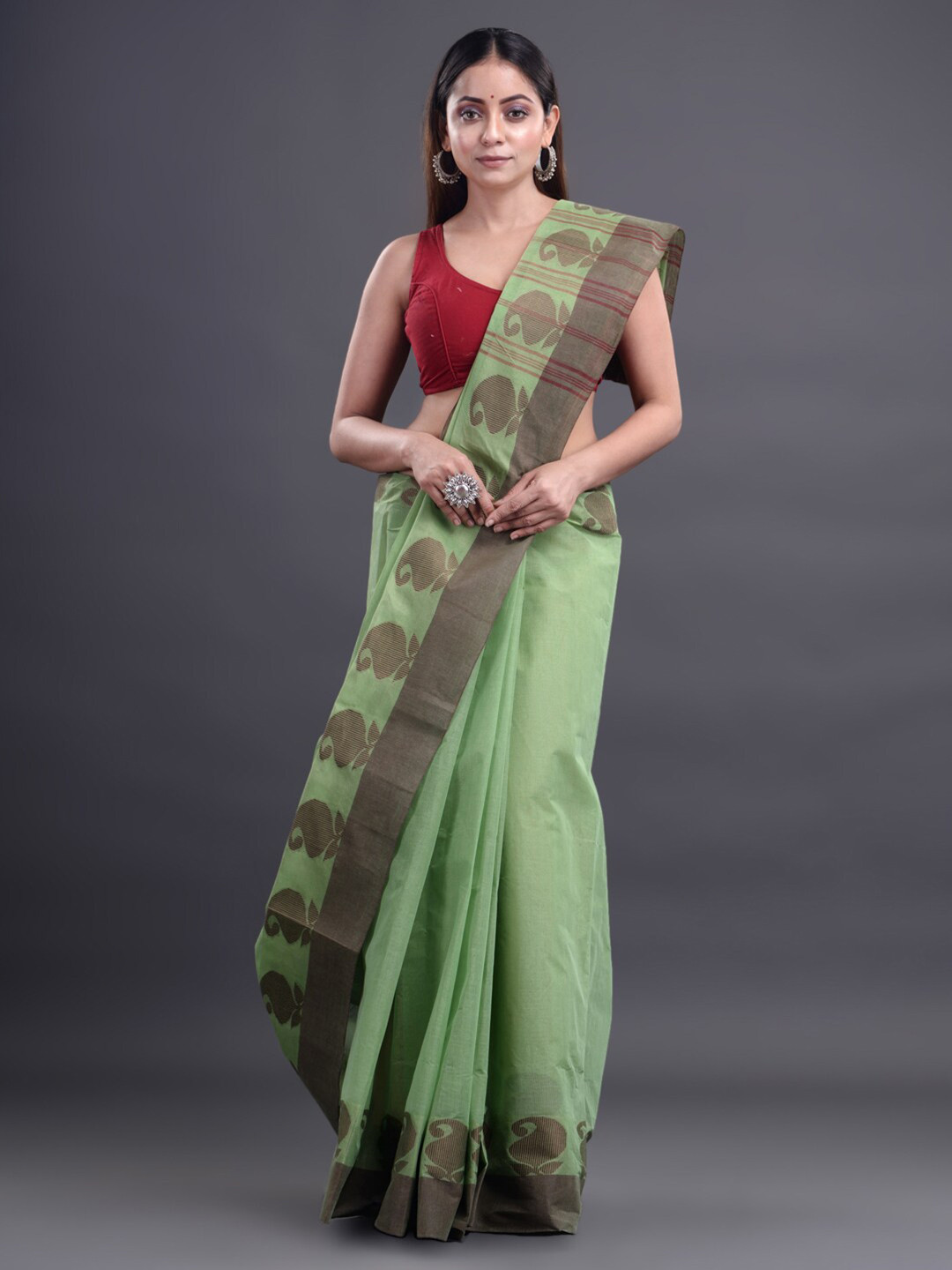 

Mitera Green & Maroon Pure Cotton Taant Saree