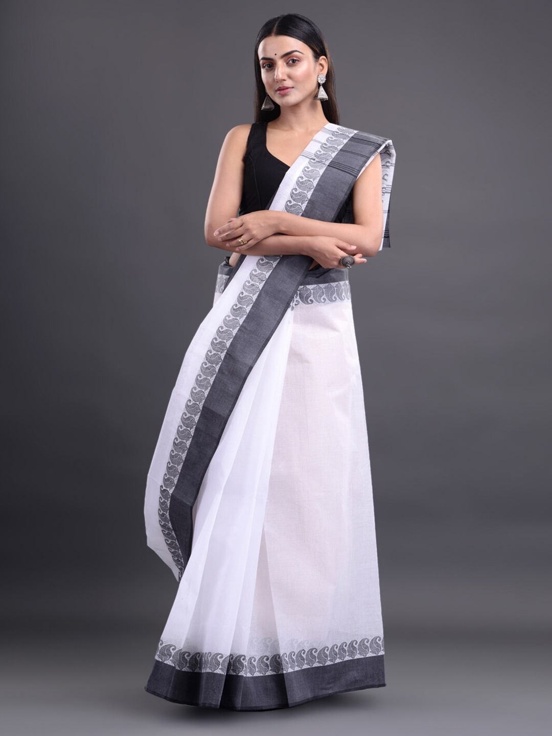 

Mitera White & Black Woven Design Pure Cotton Taant Saree