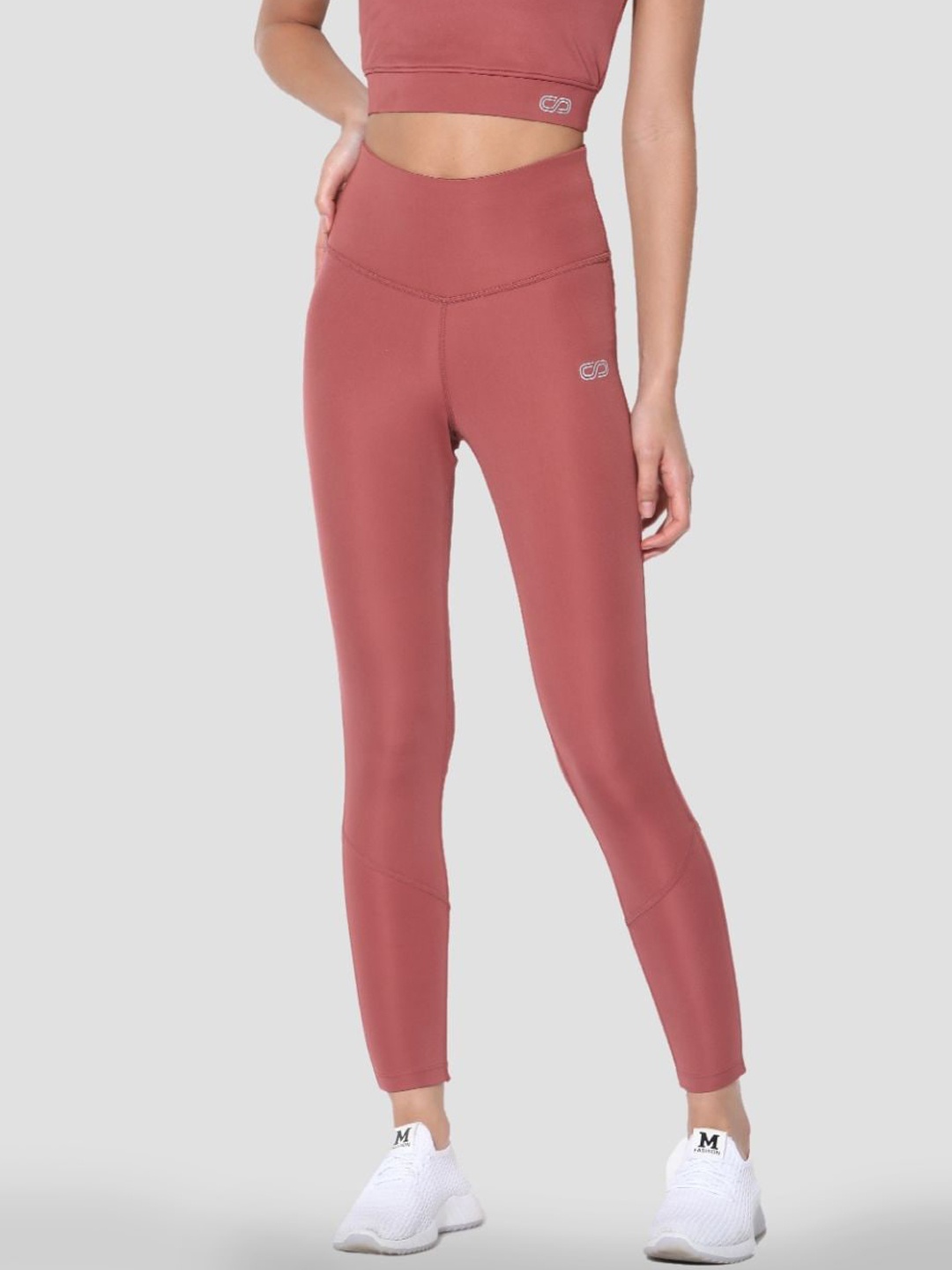 

Silvertraq Women Dusty Pink High-Waist Dry-Fit Tights
