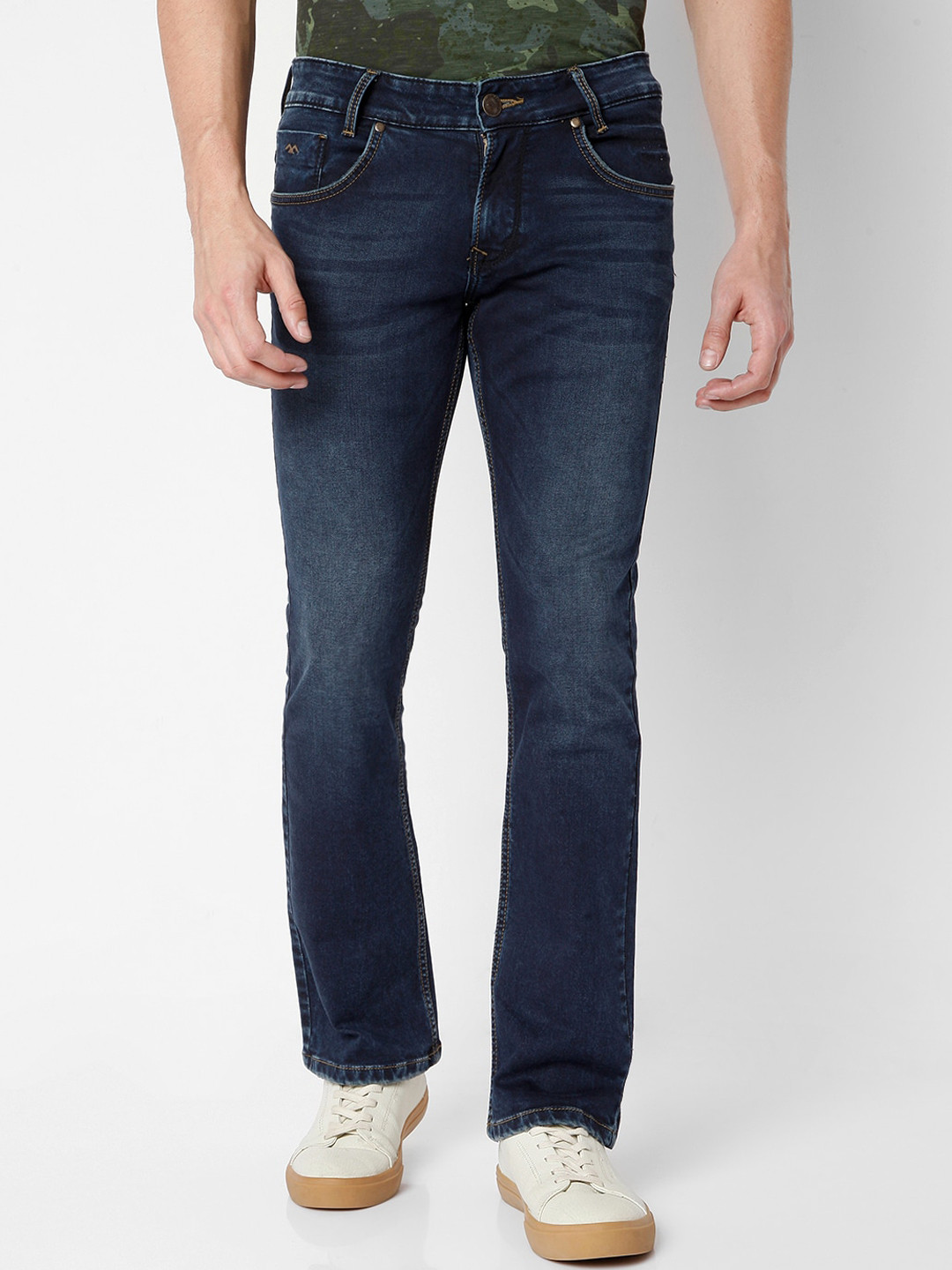 

Mufti Men Blue Bootcut Light Fade Stretchable Mid-Rise Jeans