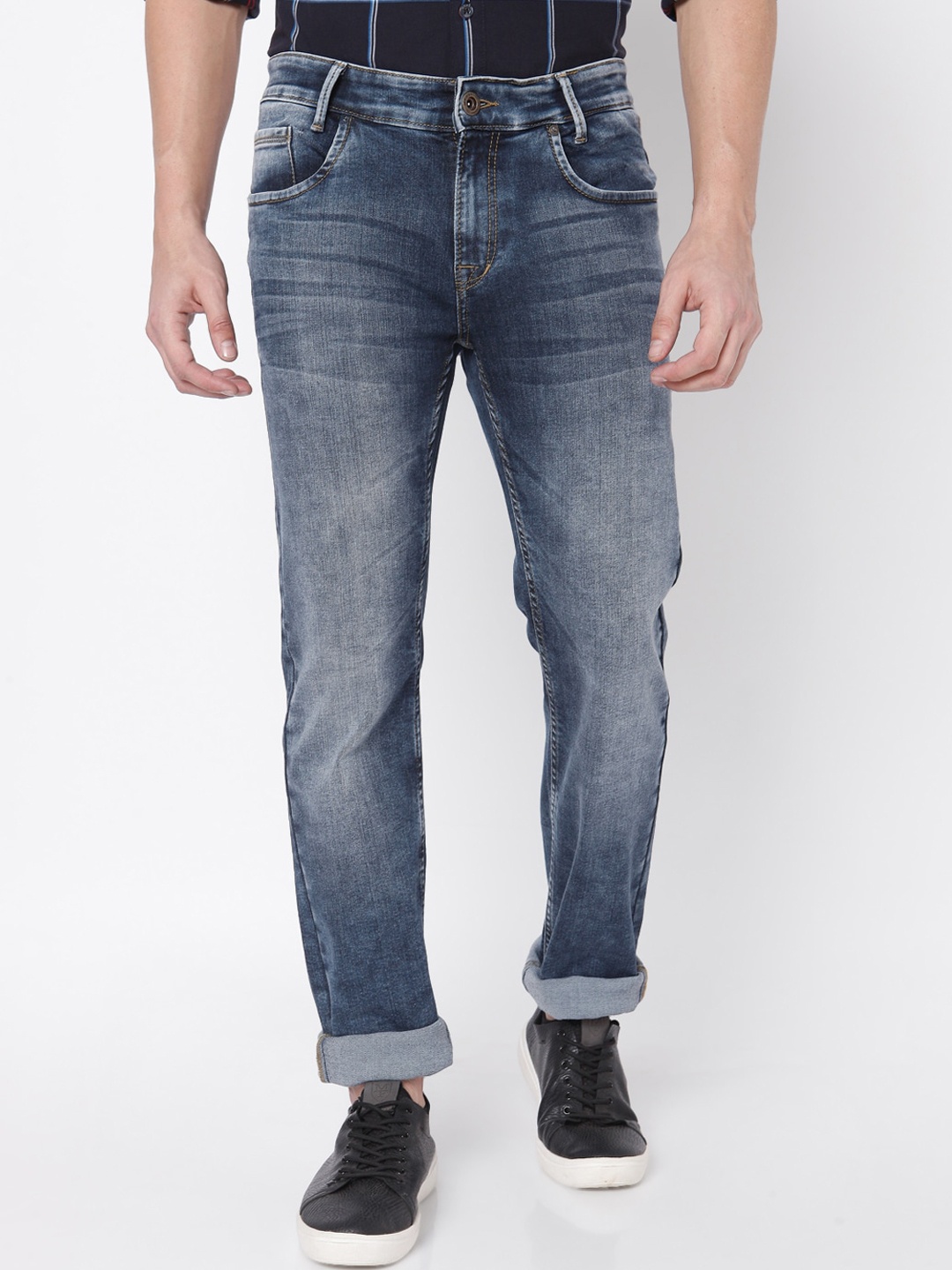 

Mufti Men Blue Heavy Fade Stretchable Jeans