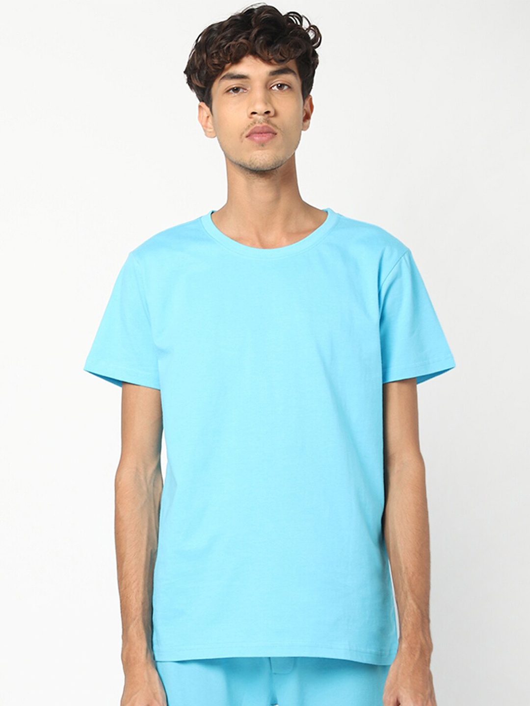 

Bewakoof Men Turquoise Blue Regular Fit Pure Cotton T-shirt