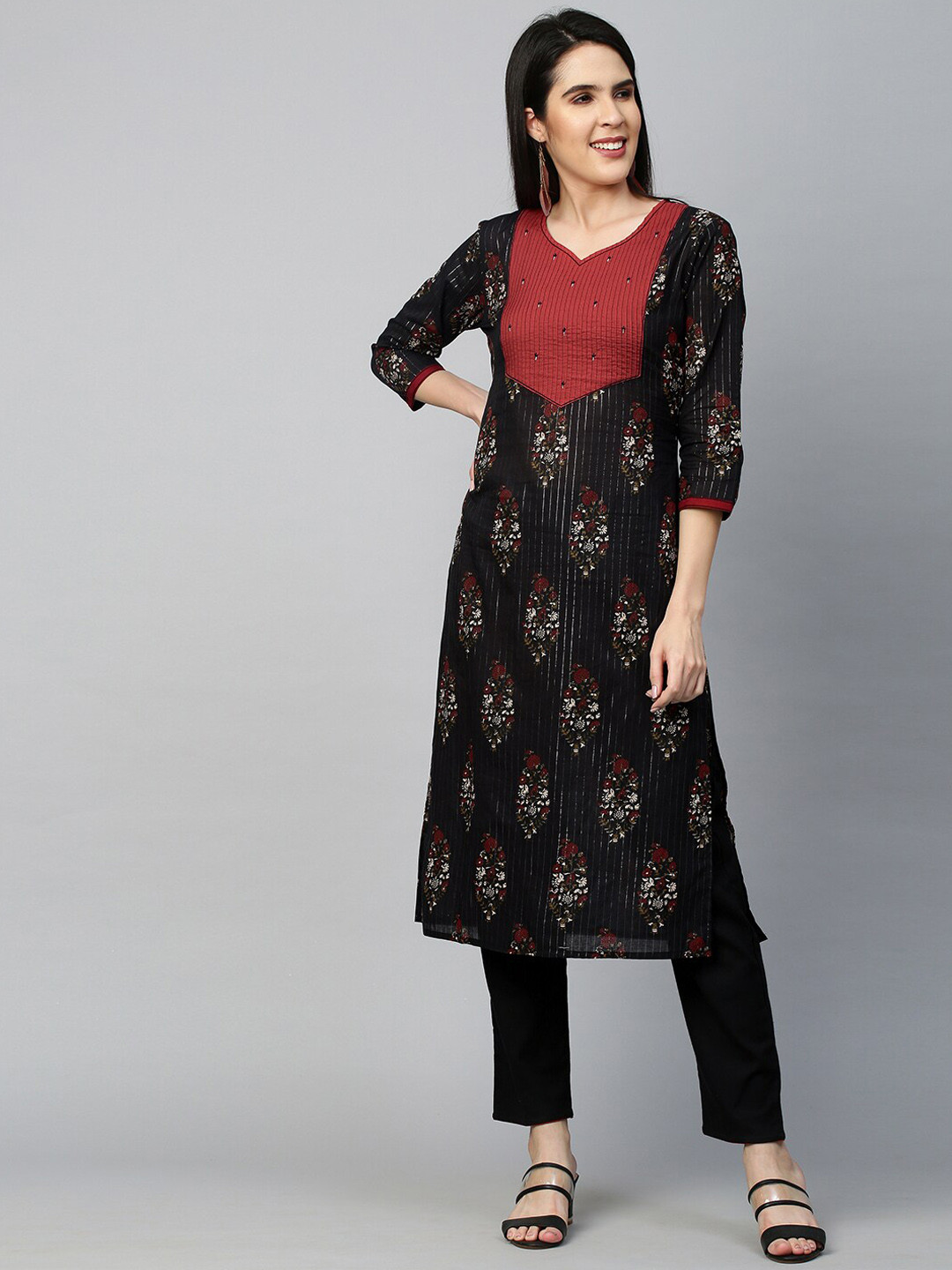 

FASHOR Women Black Ethnic Motifs Printed Mirror Work Kurta with Trousers
